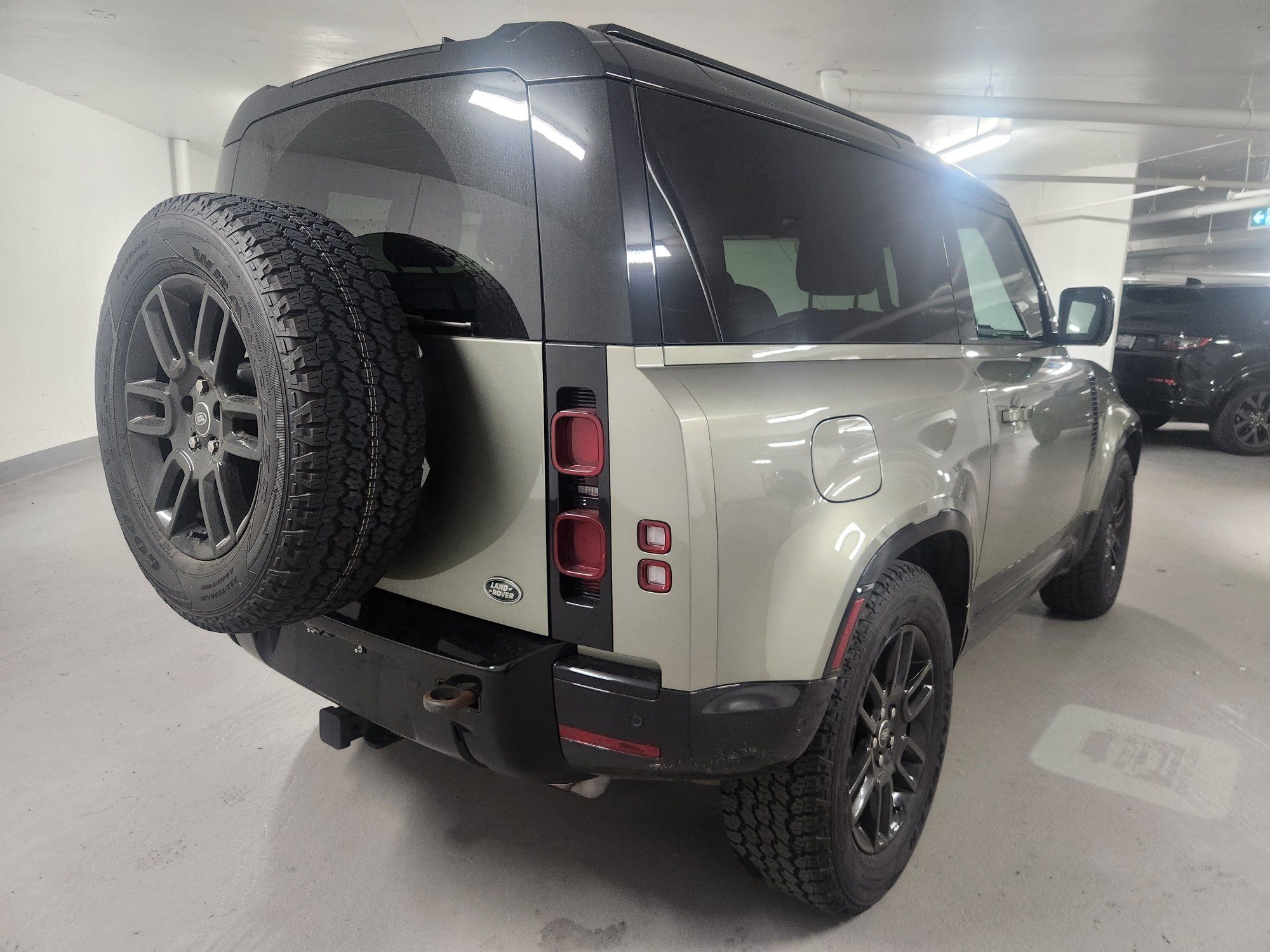 2023 Land Rover Defender 90 in Vancouver, British Columbia