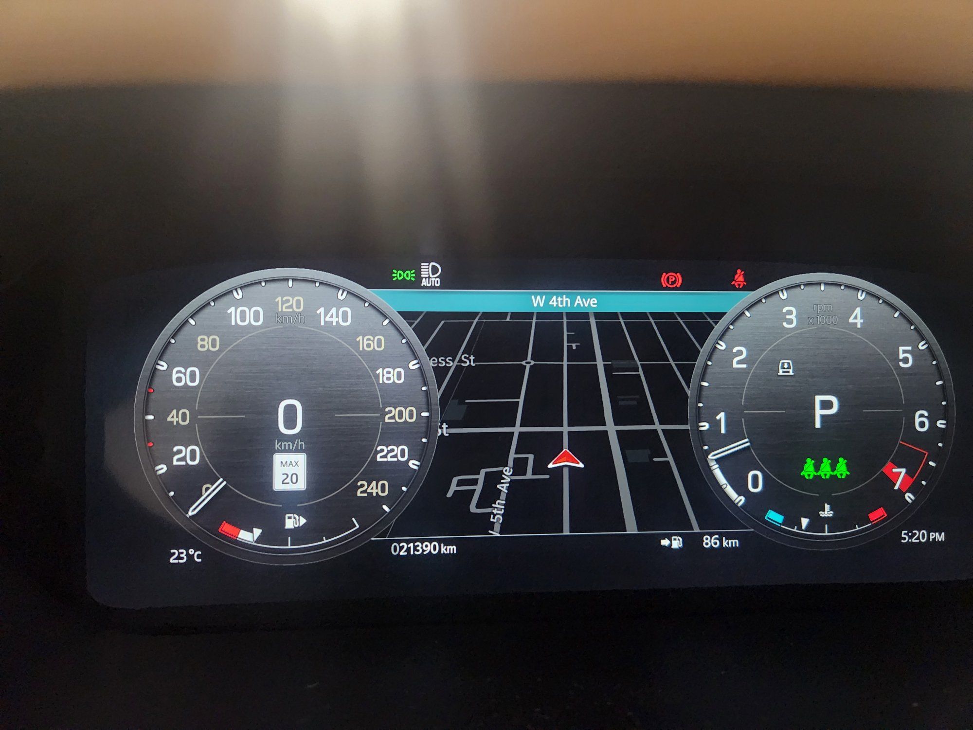 2023 Land Rover Defender 90 in Vancouver, British Columbia