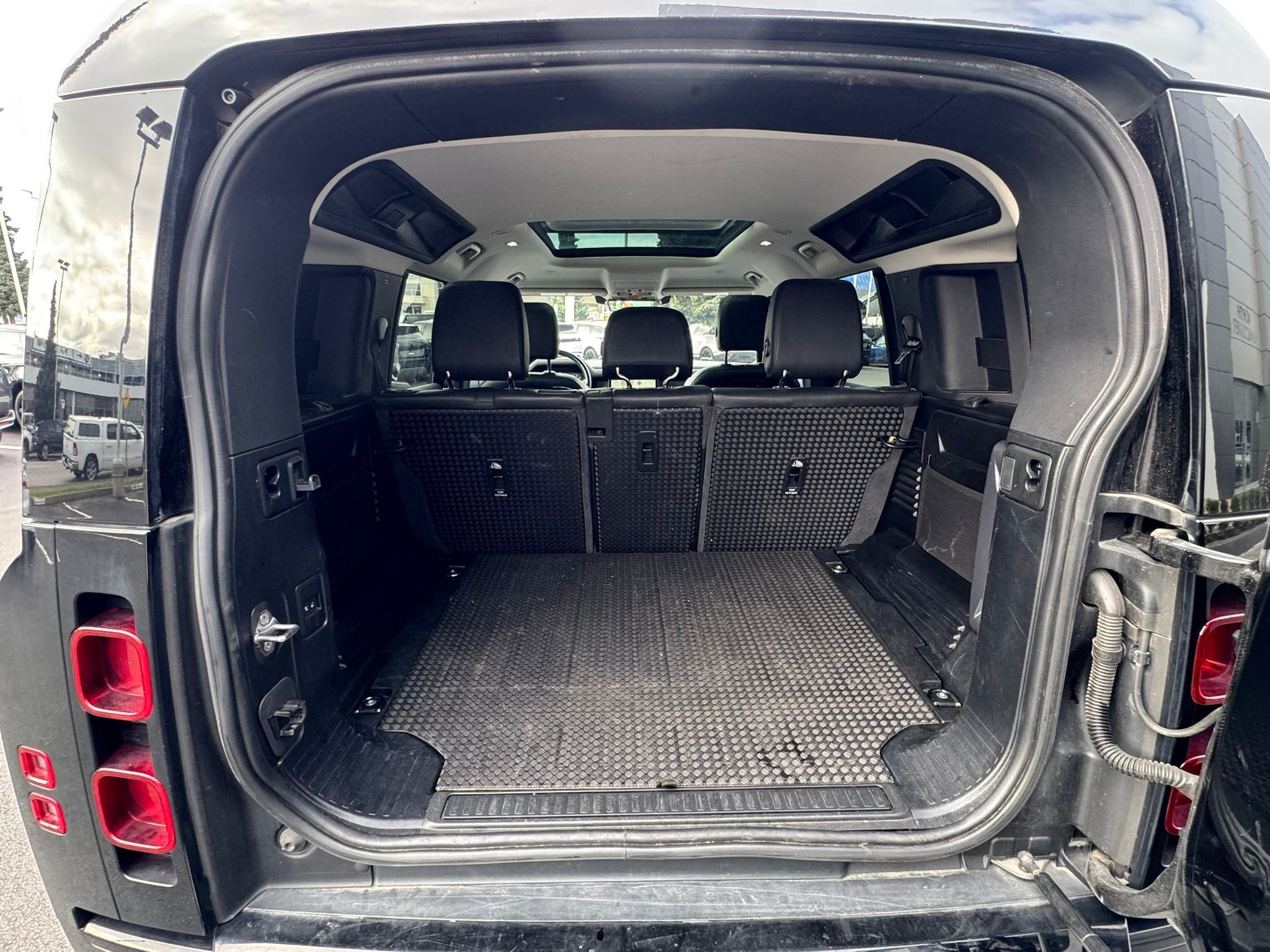 Land Rover Defender  2020 à North Vancouver, Colombie-Britannique