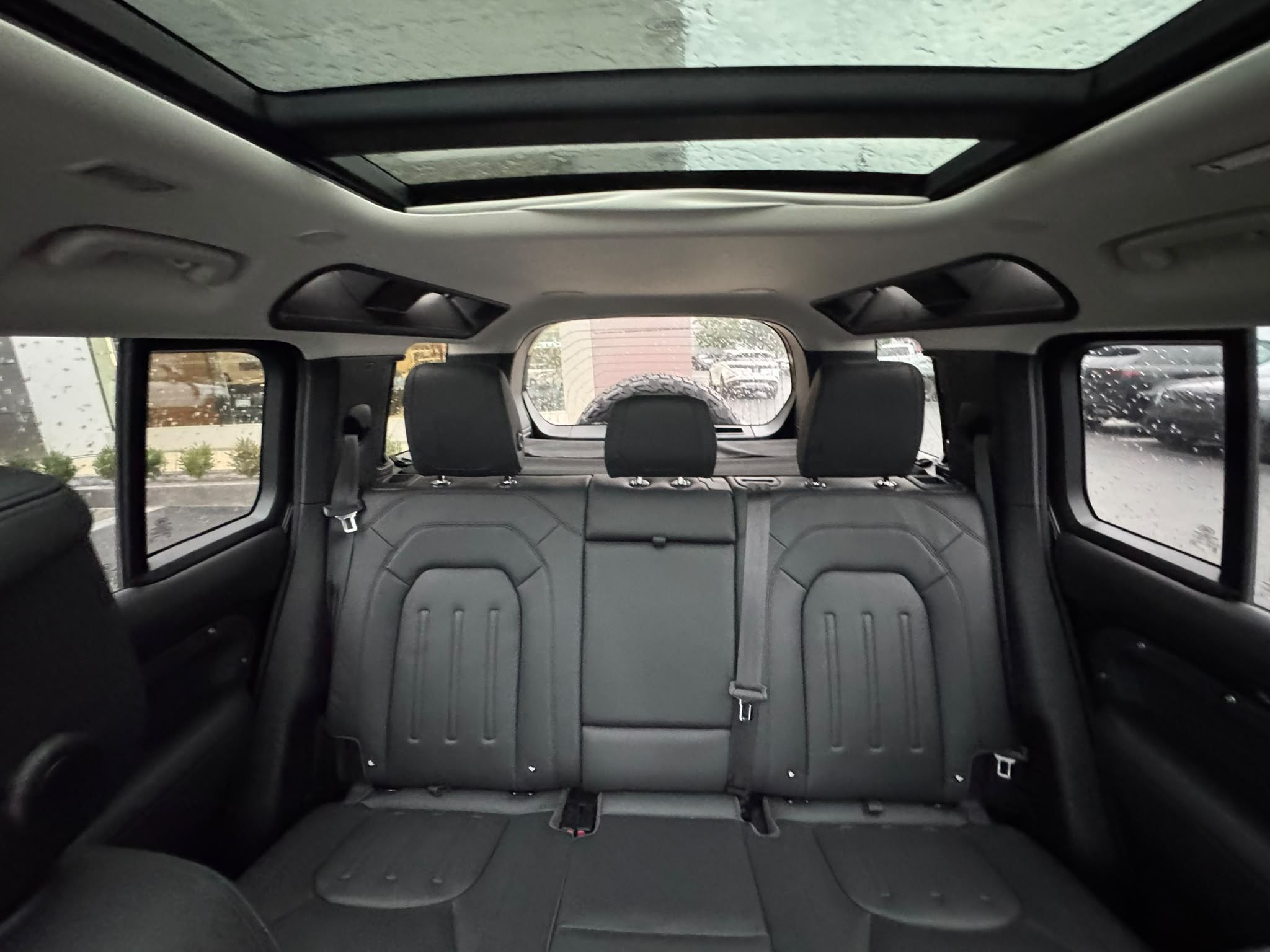 2020 Land Rover Defender in North Vancouver, British Columbia