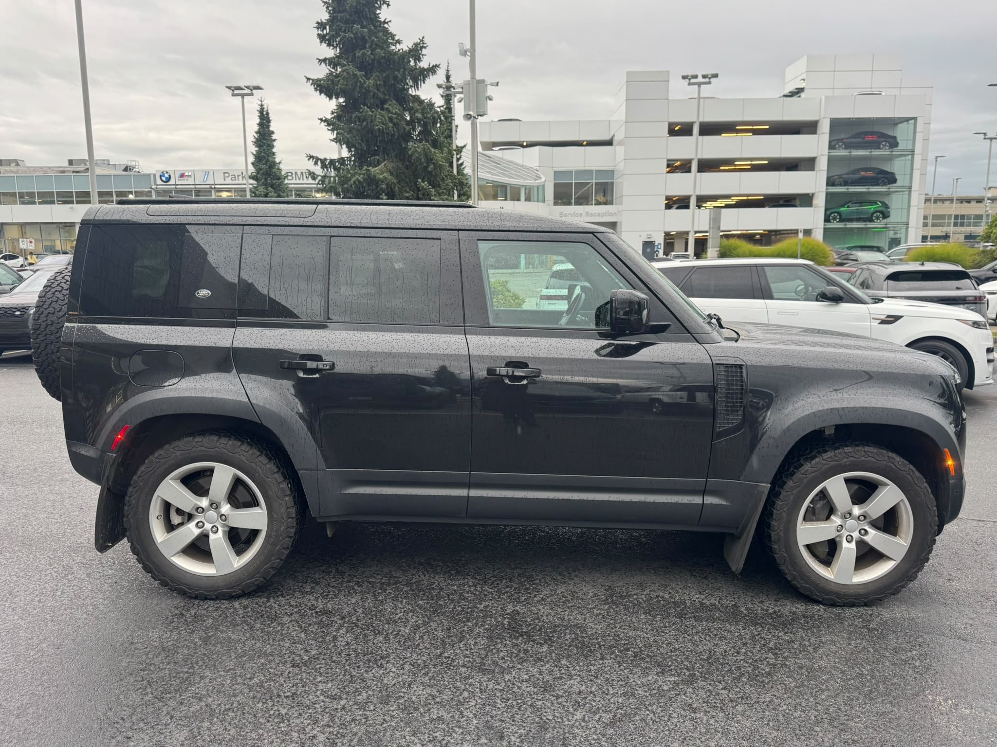 2020 Land Rover Defender in North Vancouver, British Columbia