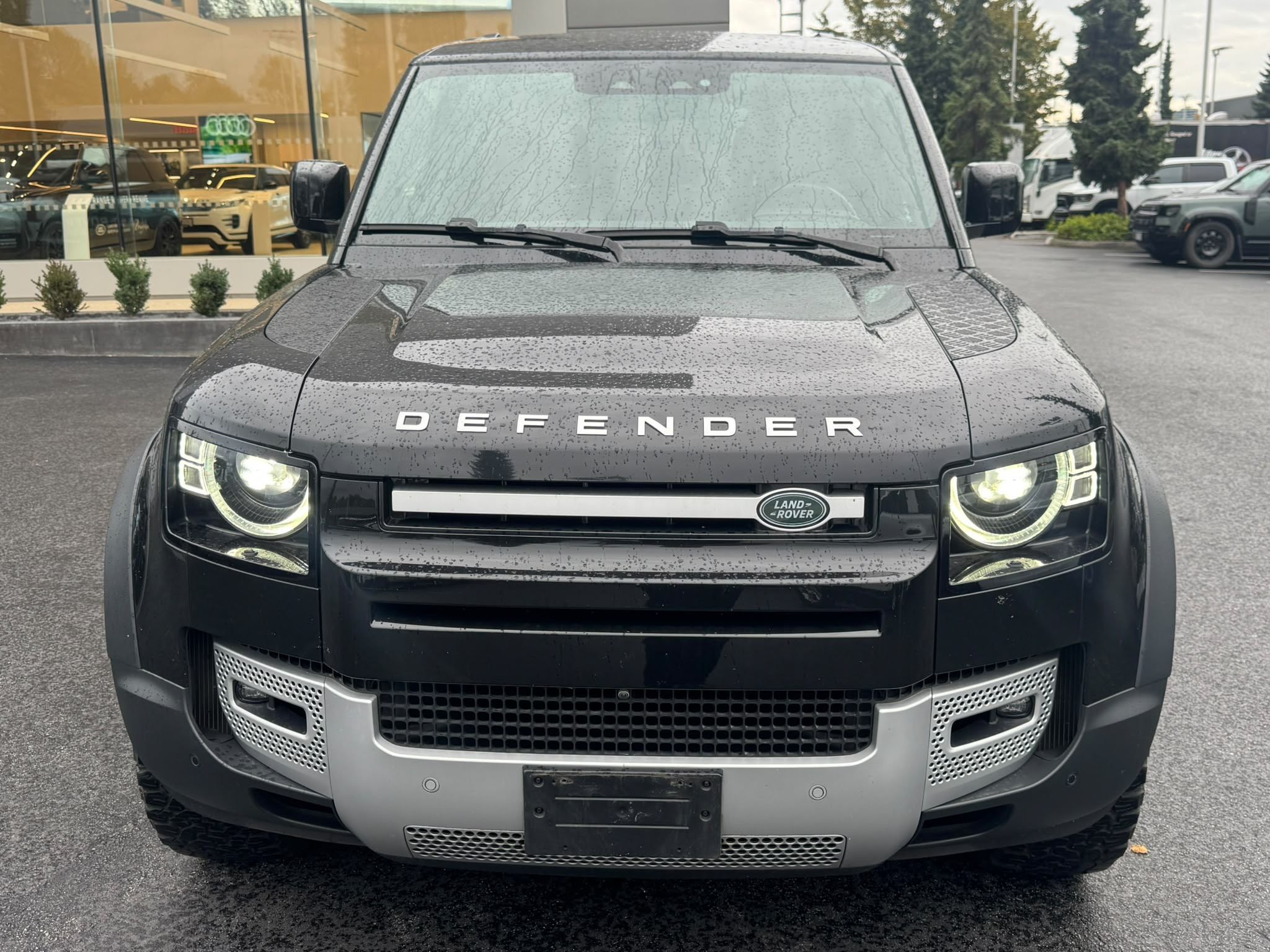 2020 Land Rover Defender in North Vancouver, British Columbia