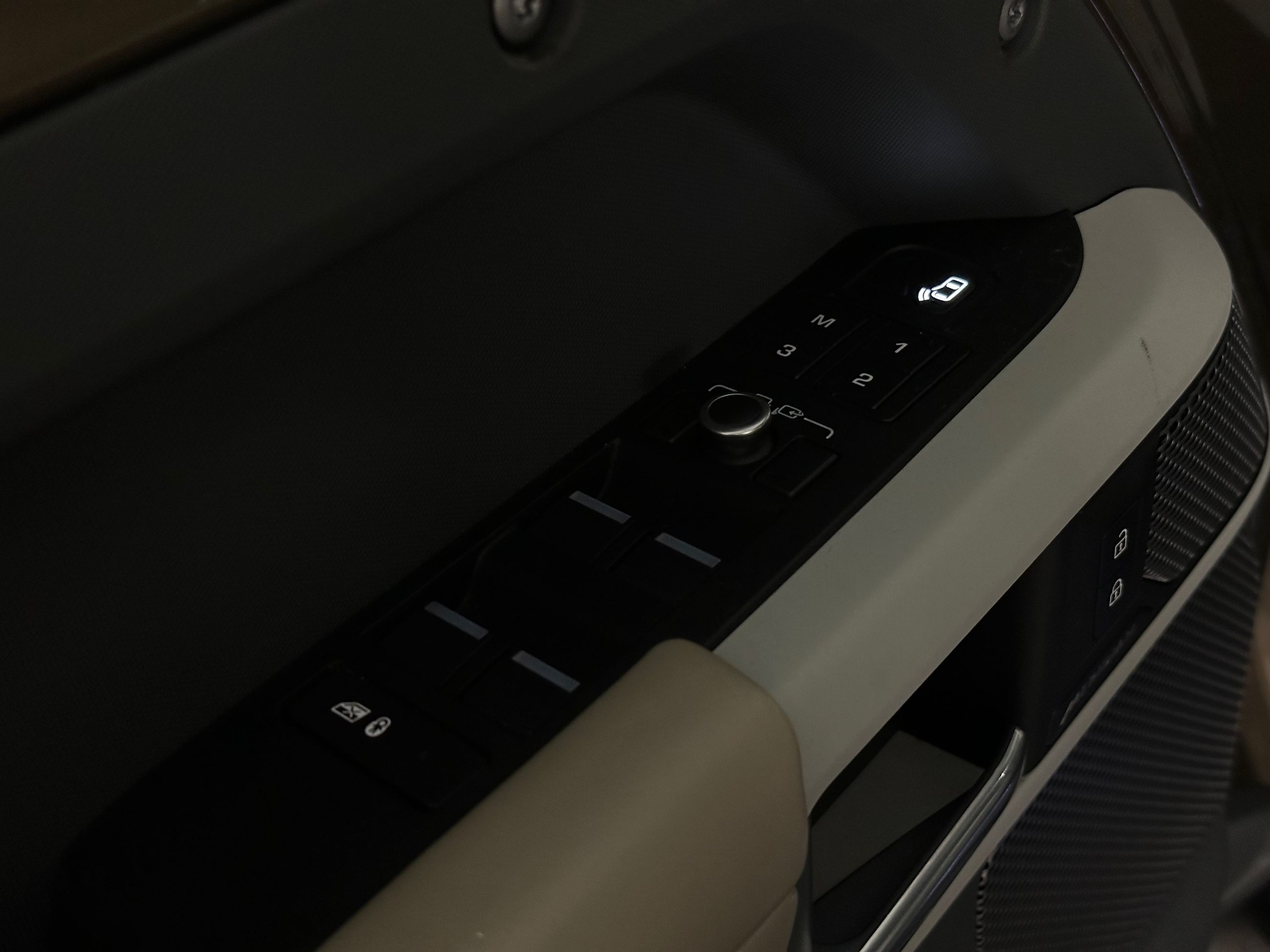 2021 Land Rover Defender in Vancouver, British Columbia