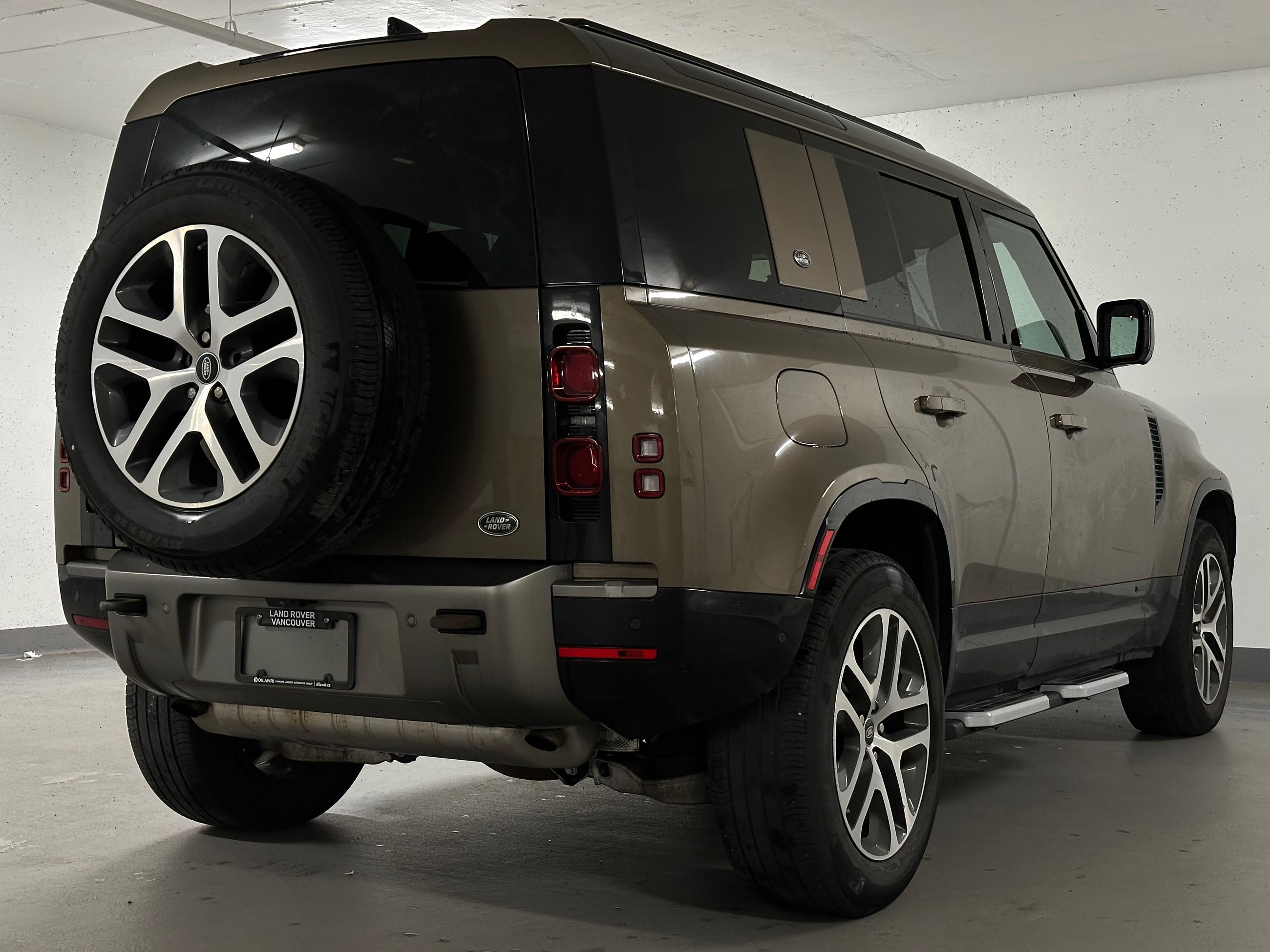 2021 Land Rover Defender in Vancouver, British Columbia