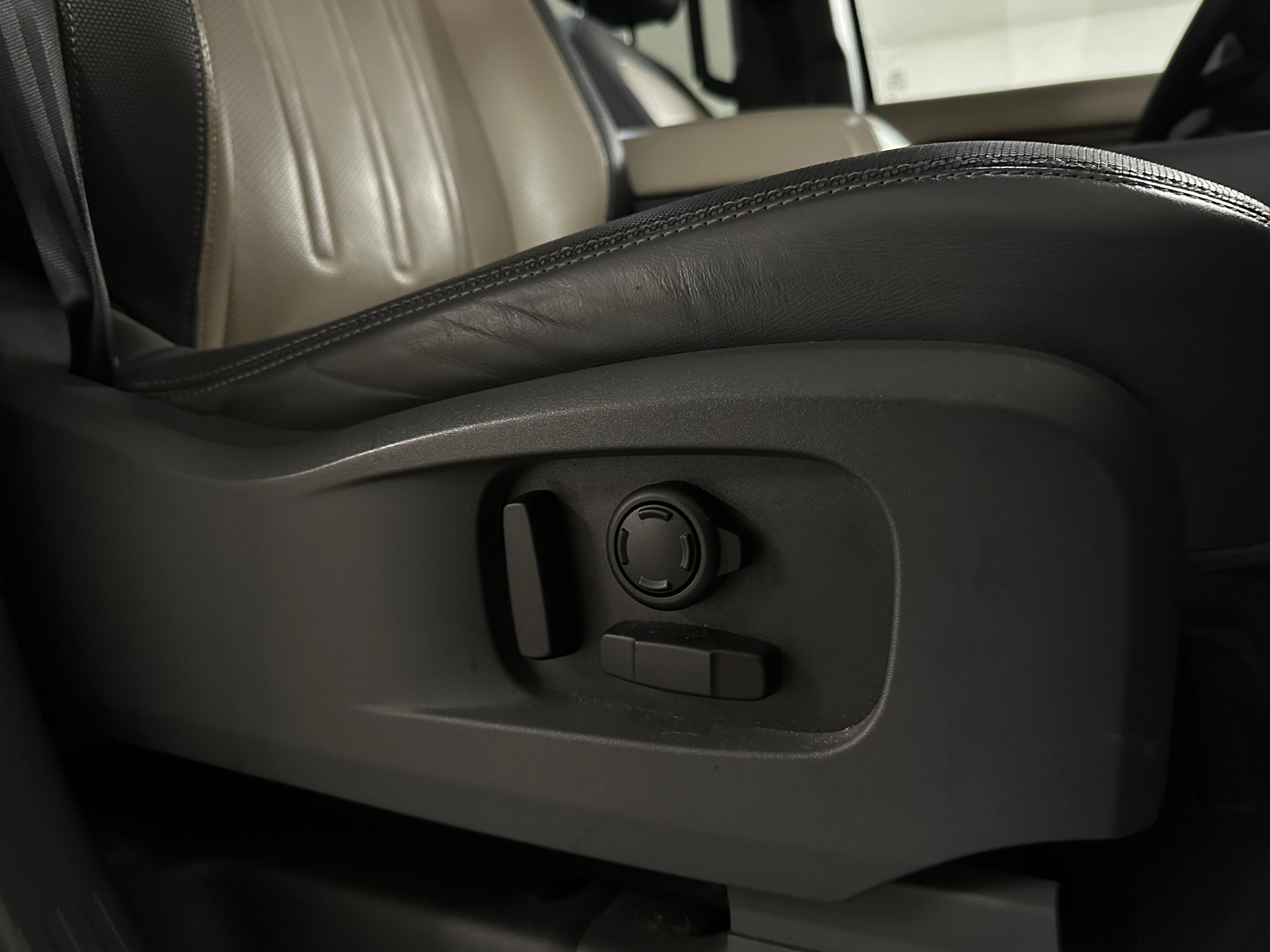 2021 Land Rover Defender in Vancouver, British Columbia