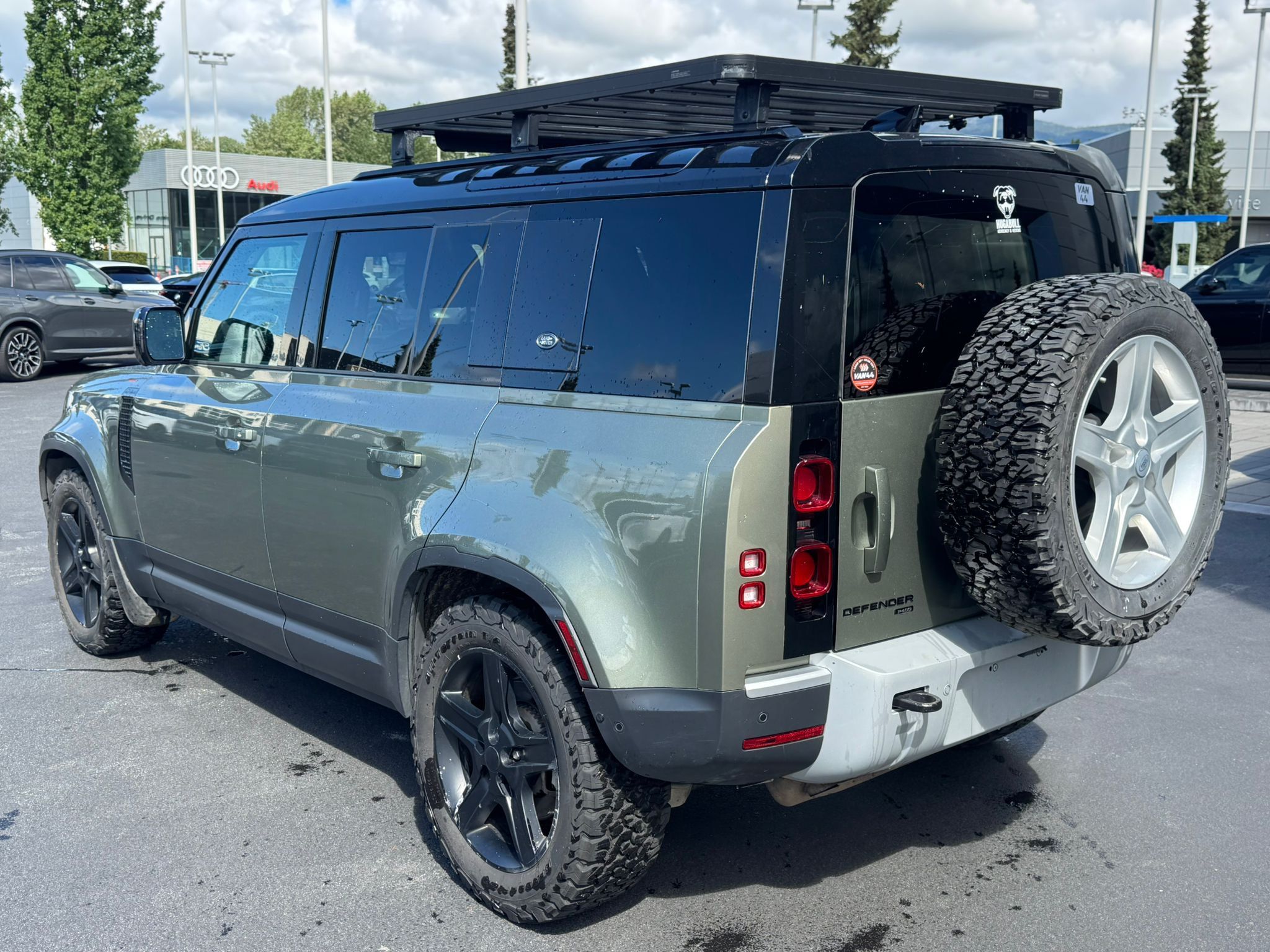 2021 Land Rover Defender in North Vancouver, British Columbia