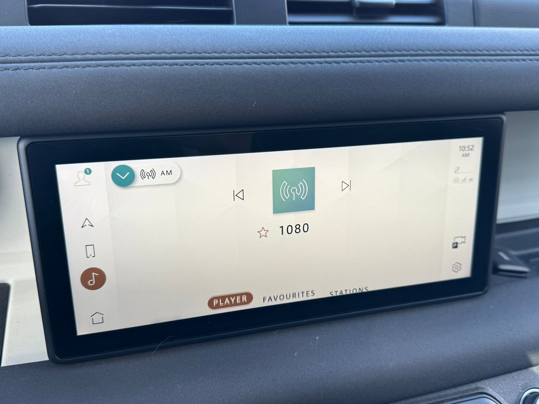 2021 Land Rover Defender in North Vancouver, British Columbia