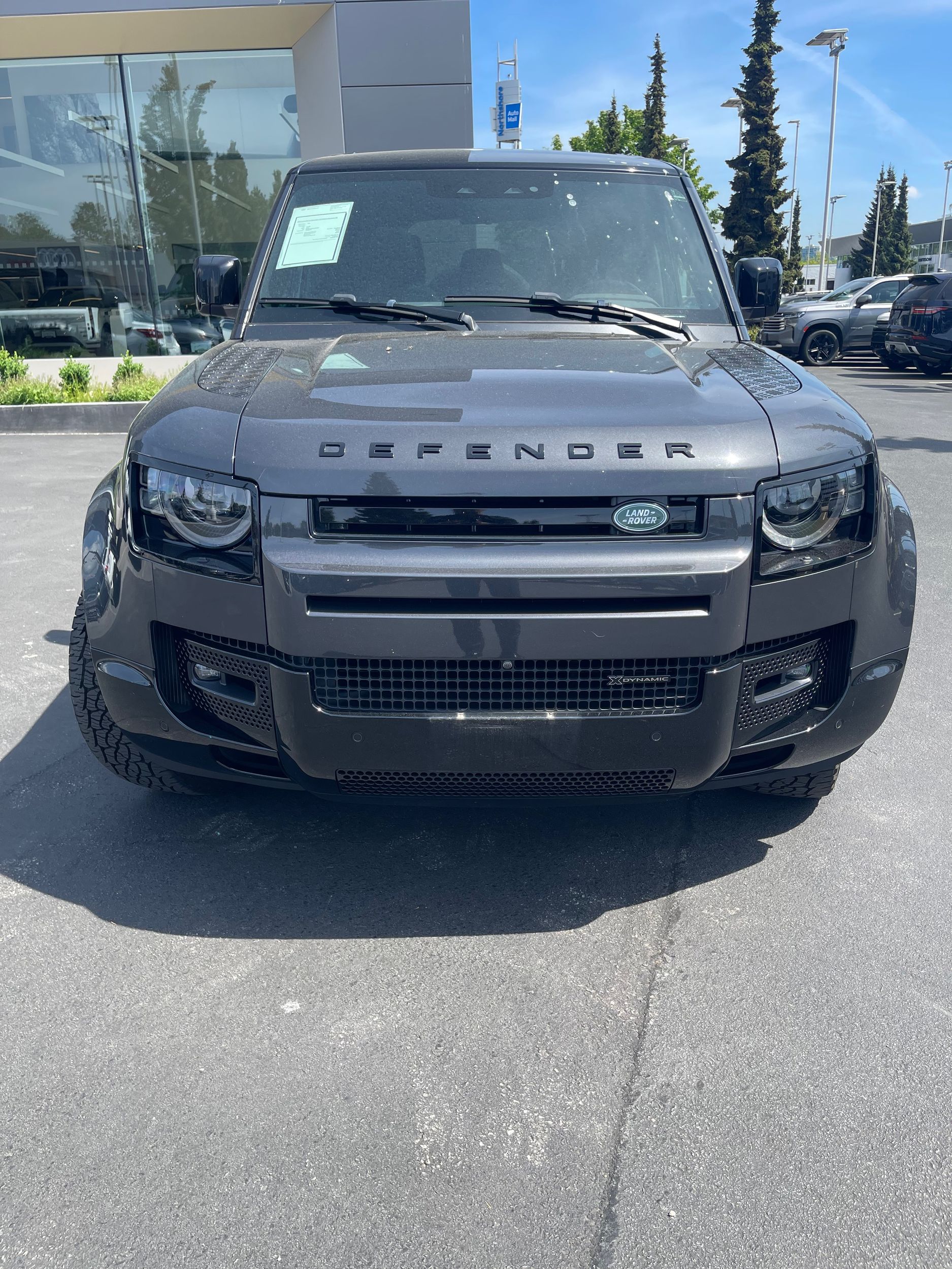 Land Rover Defender  2022 à North Vancouver, Colombie-Britannique