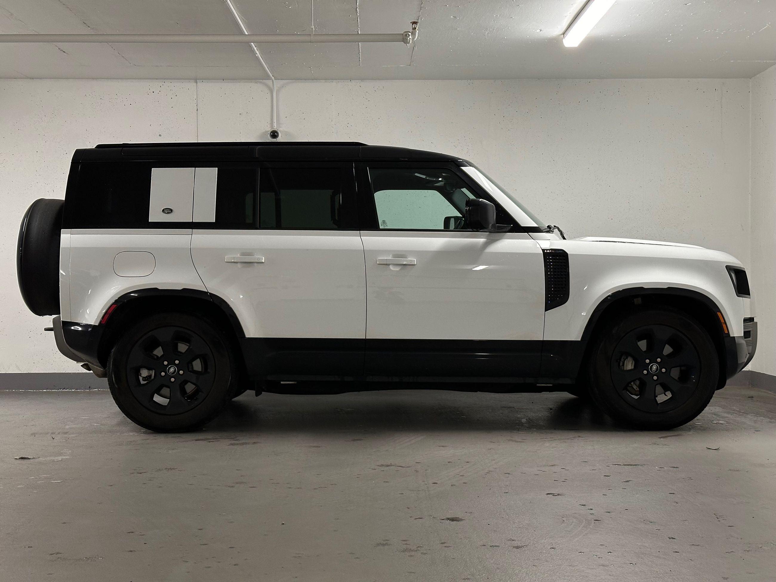 2023 Land Rover Defender in Vancouver, British Columbia