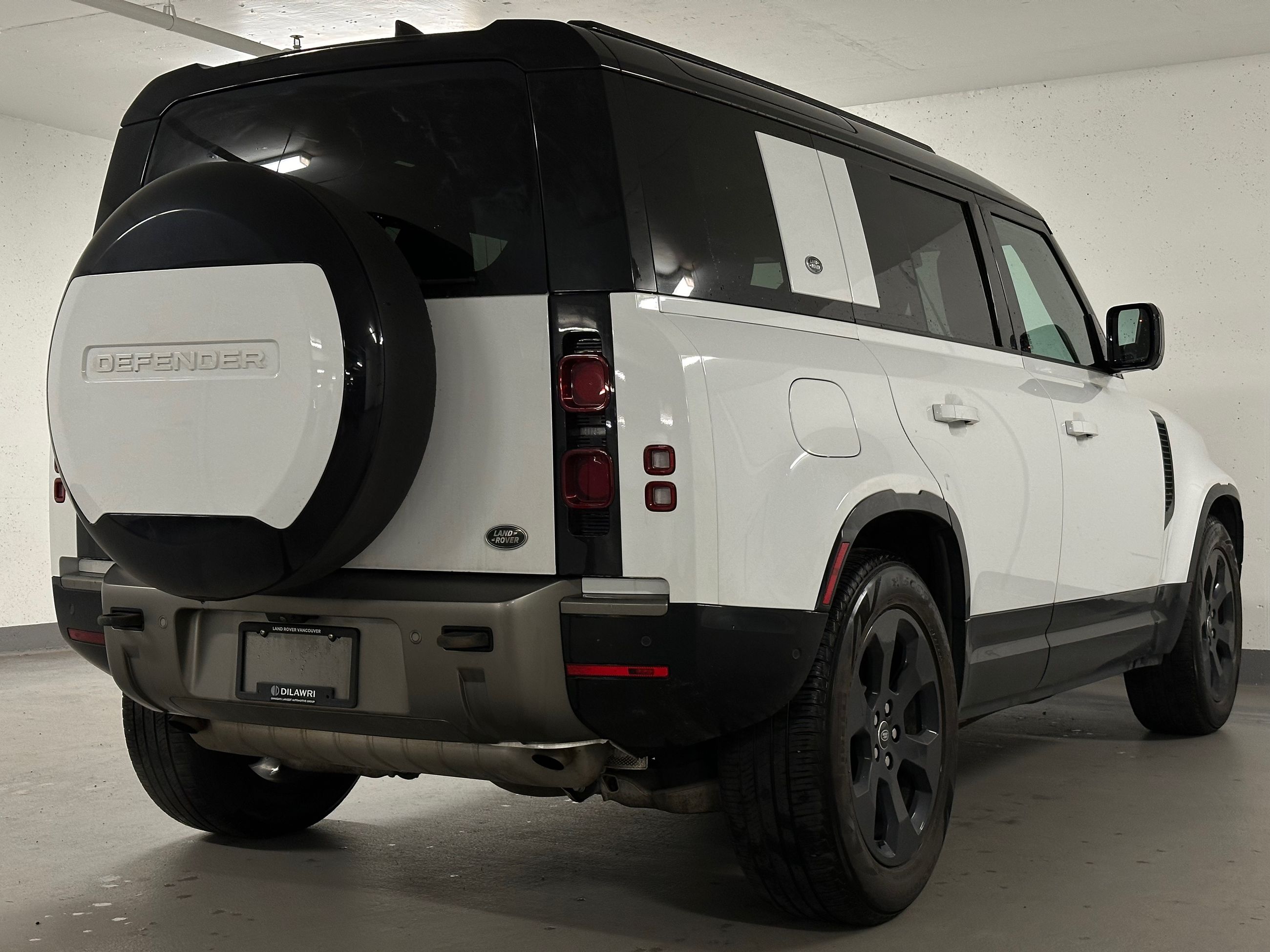 2023 Land Rover Defender in Vancouver, British Columbia