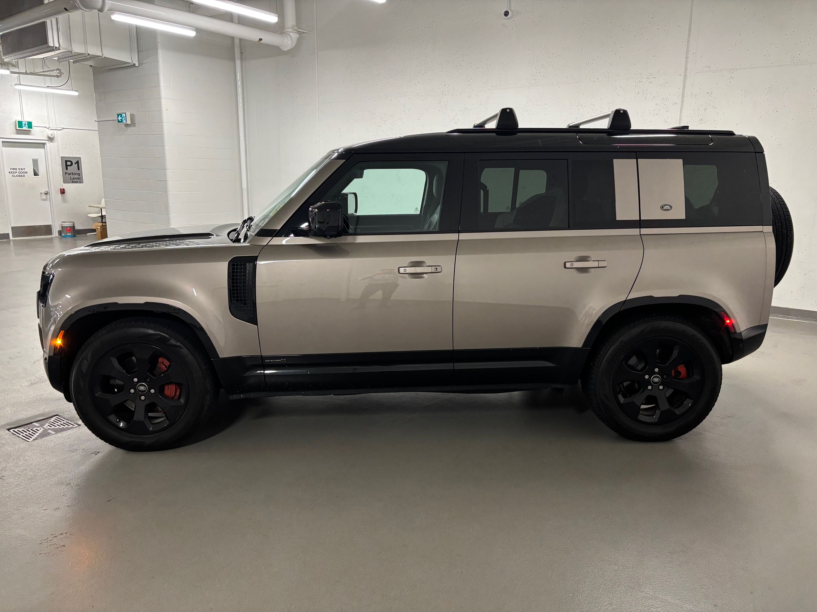 2023 Land Rover Defender in Vancouver, British Columbia