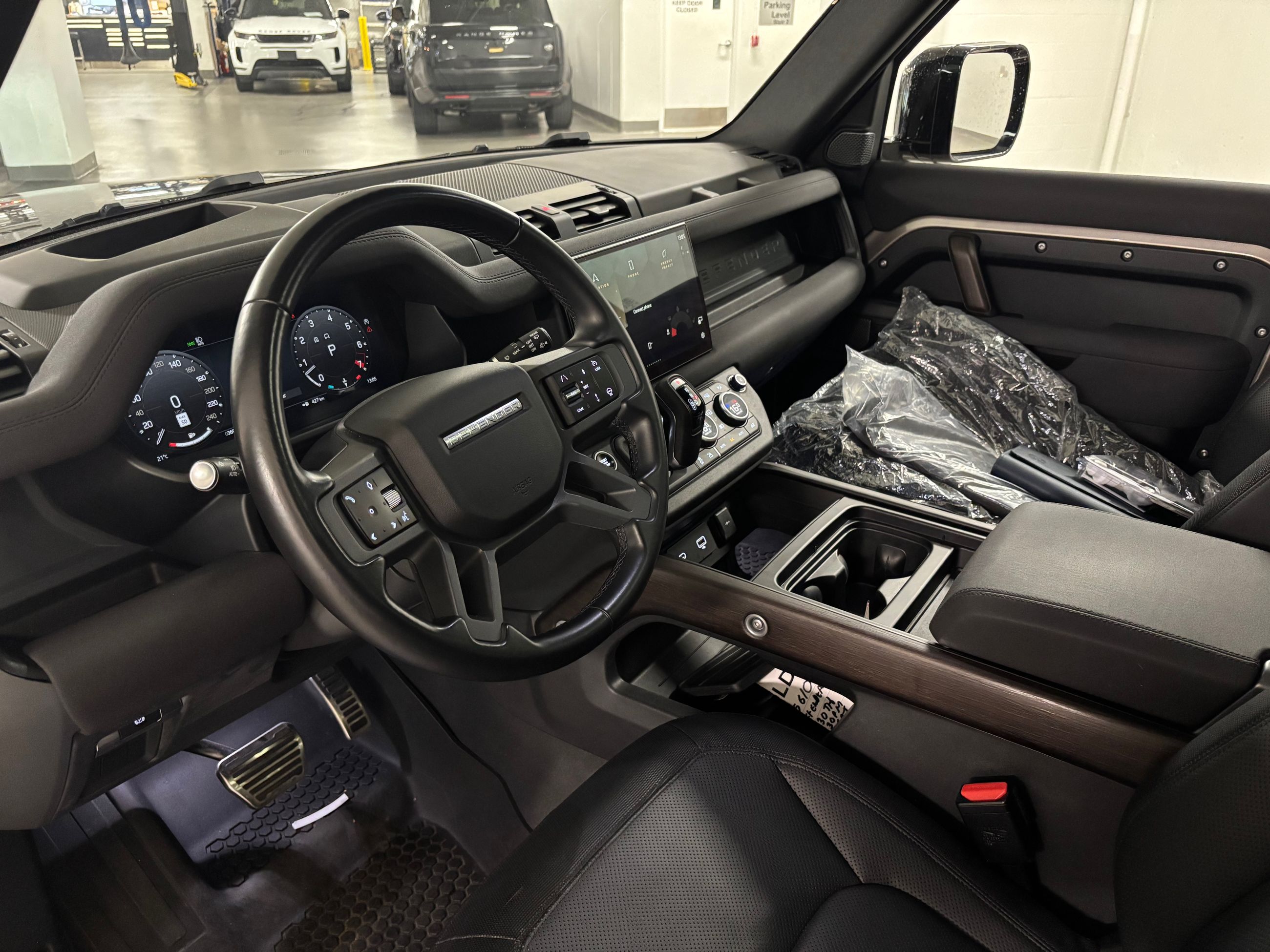 2023 Land Rover Defender in Vancouver, British Columbia