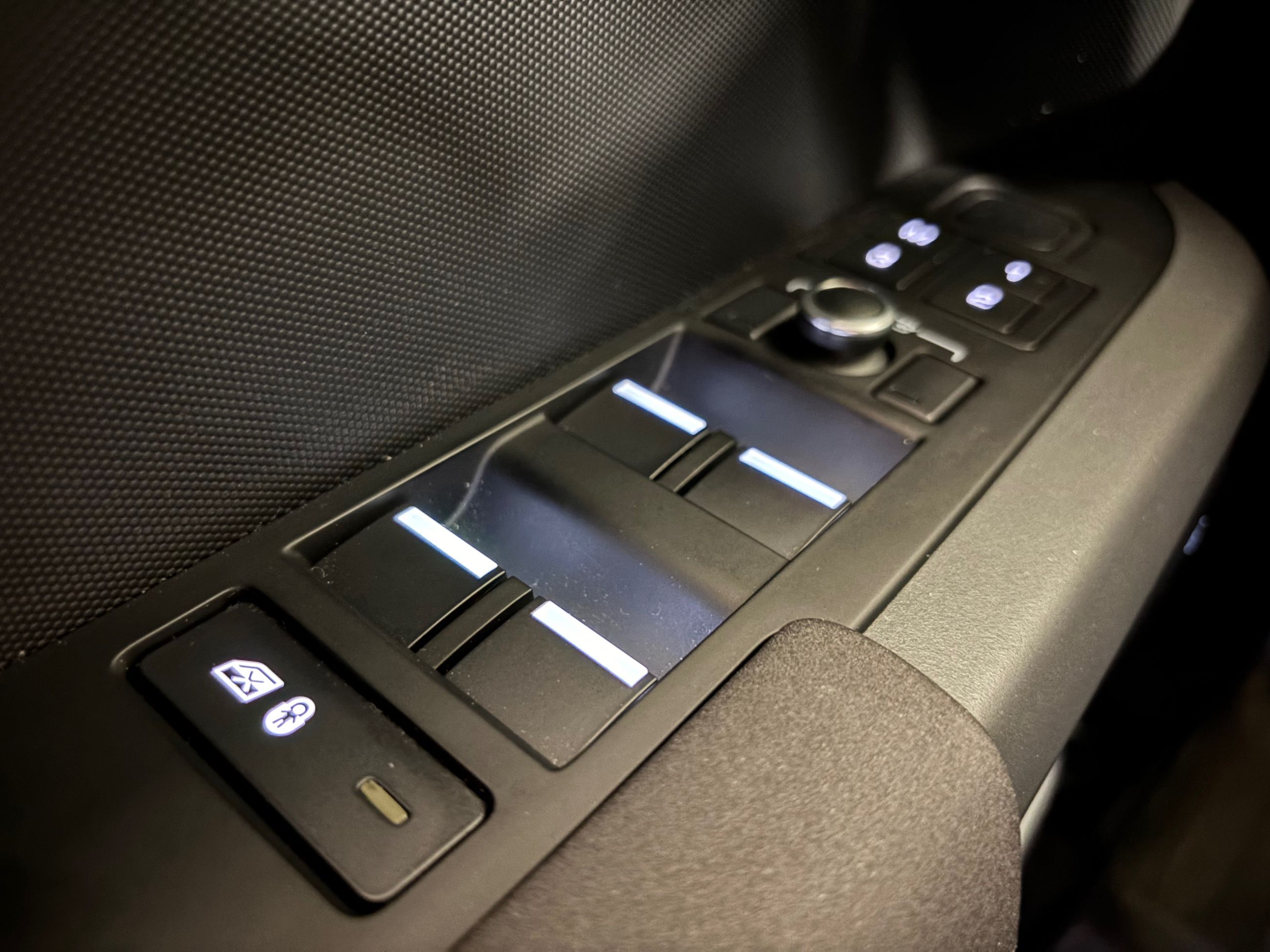 2023 Land Rover Defender in Vancouver, British Columbia