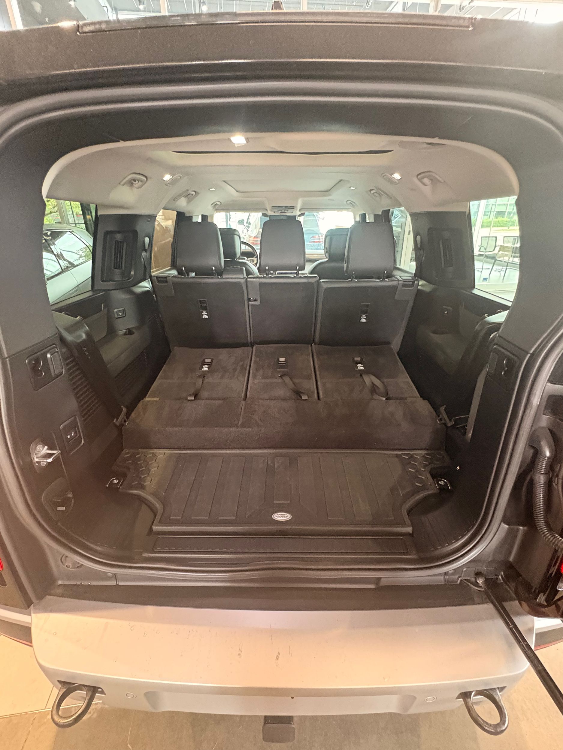 2023 Land Rover Defender