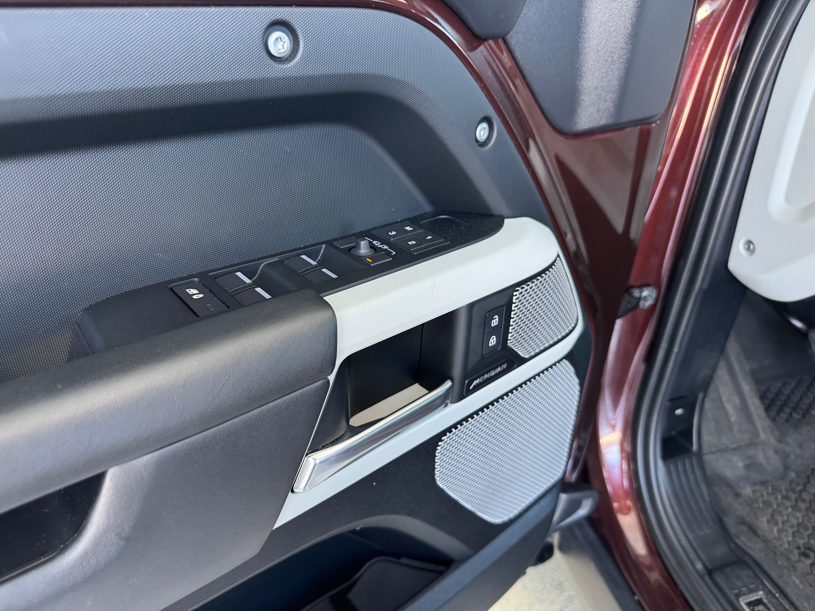 2023 Land Rover Defender