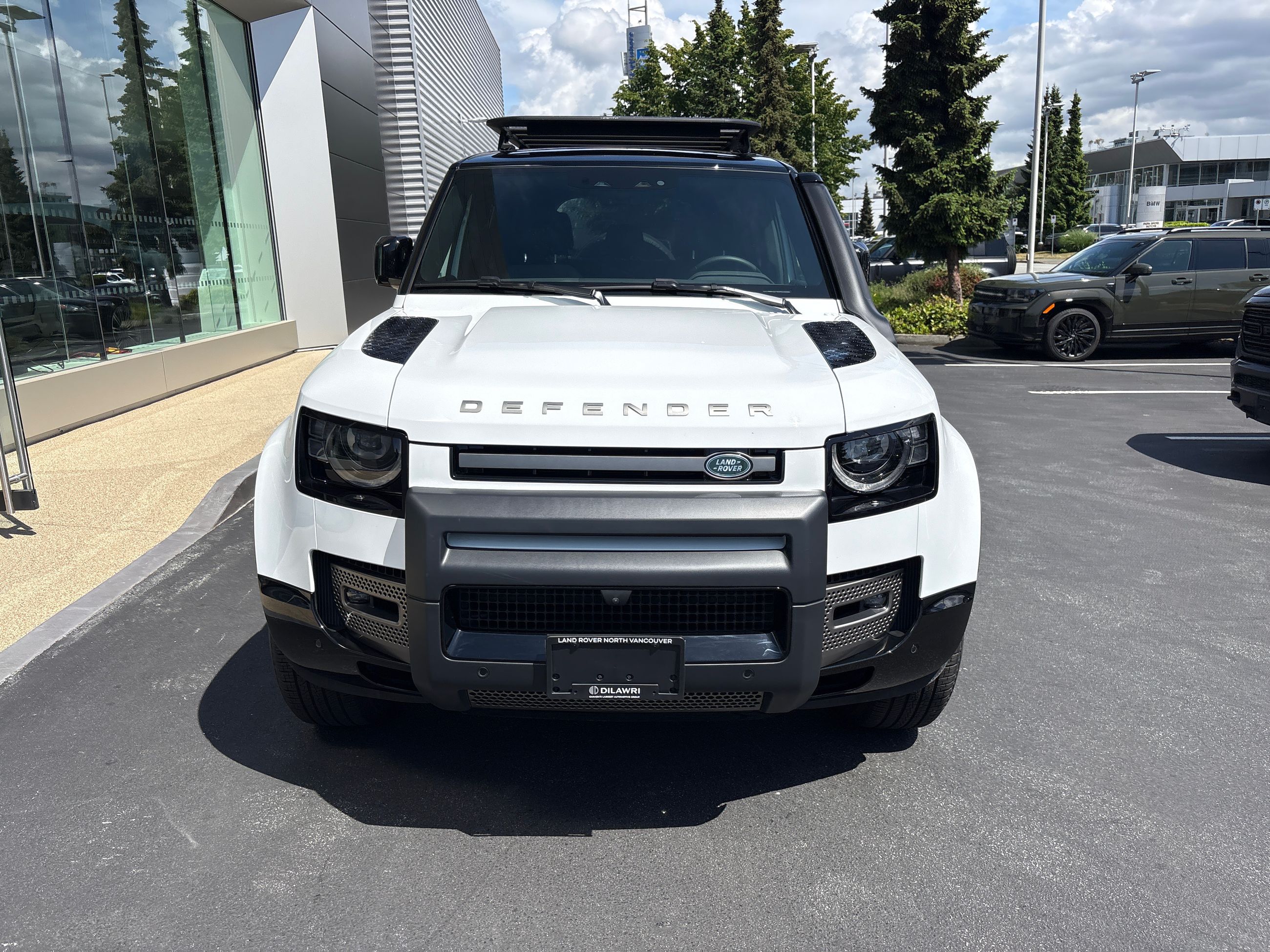 2025 Land Rover Defender in North Vancouver, British Columbia