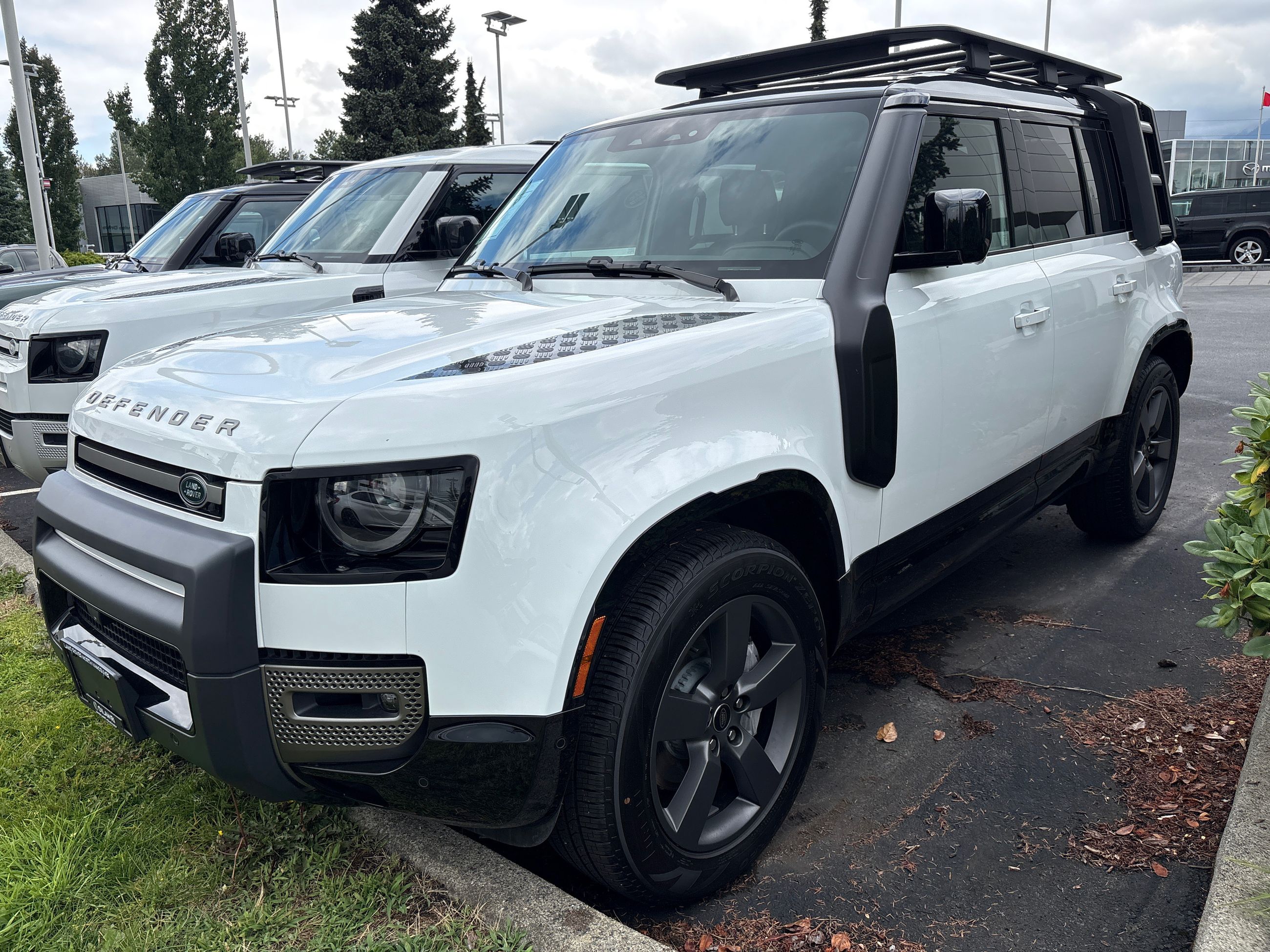 2025 Land Rover Defender in North Vancouver, British Columbia