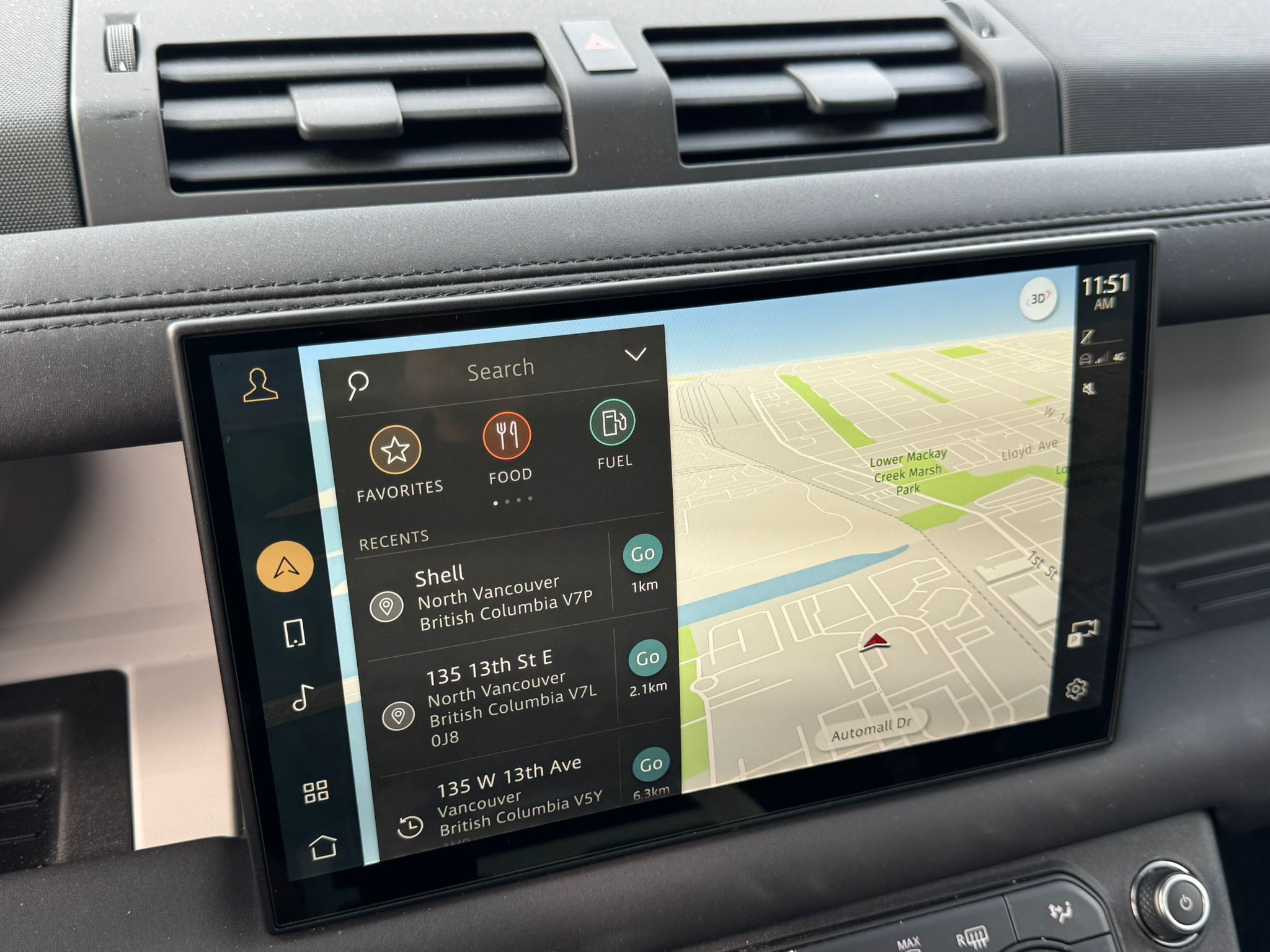 Land Rover Defender  2025 à North Vancouver, Colombie-Britannique