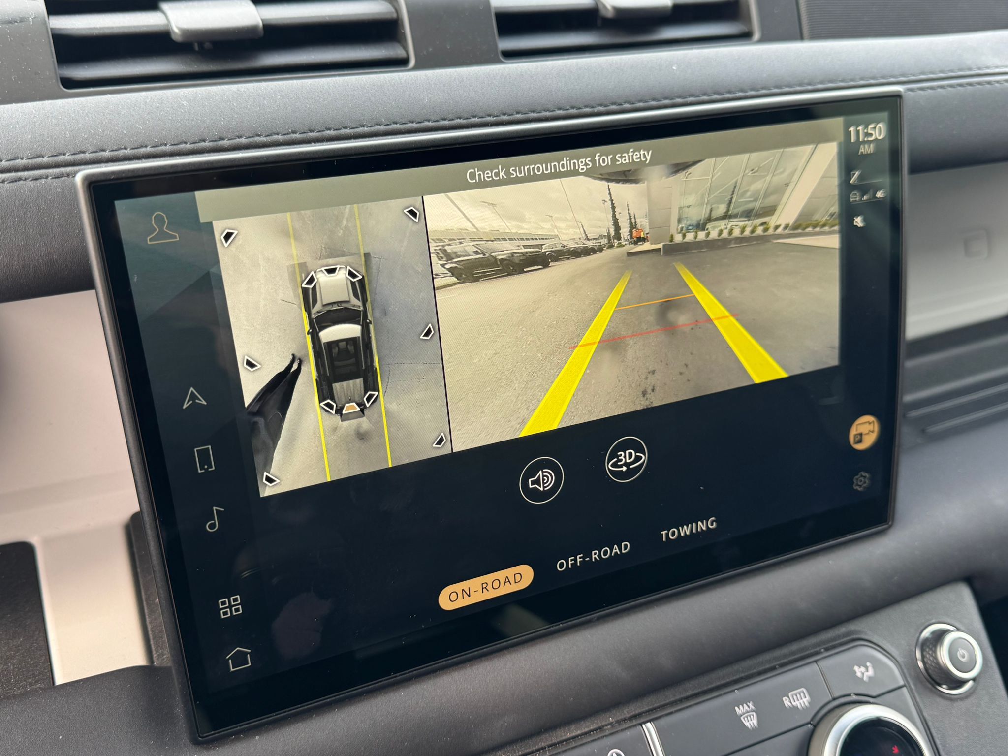 Land Rover Defender  2025 à North Vancouver, Colombie-Britannique