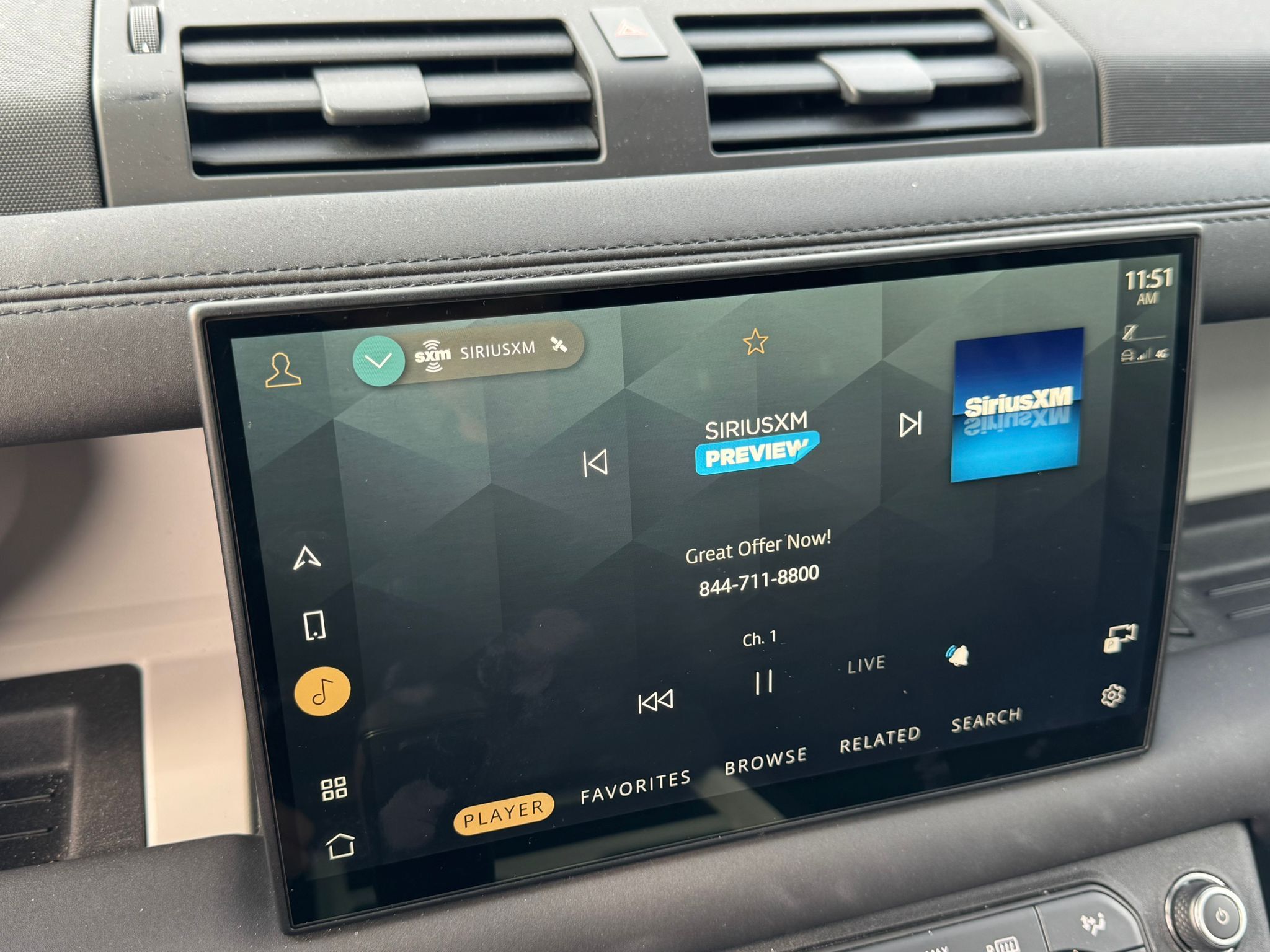 Land Rover Defender  2025 à North Vancouver, Colombie-Britannique