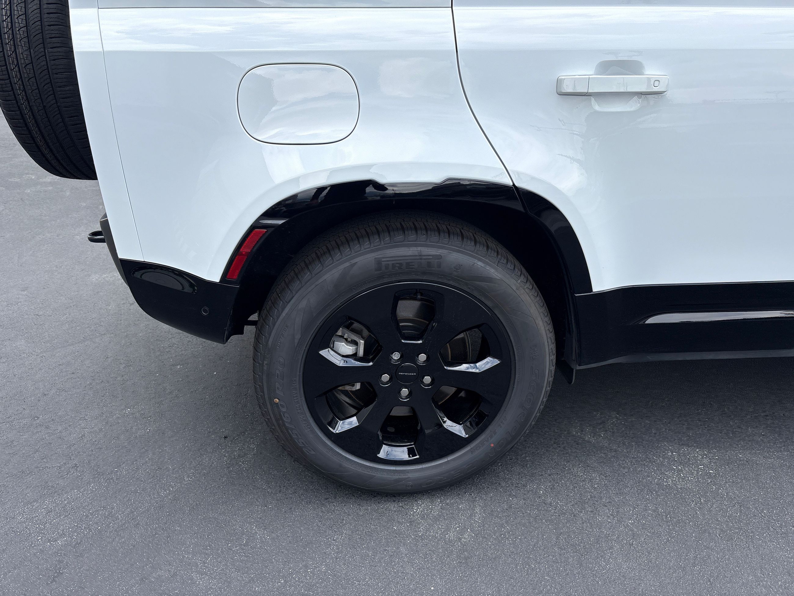 2025  Defender 110