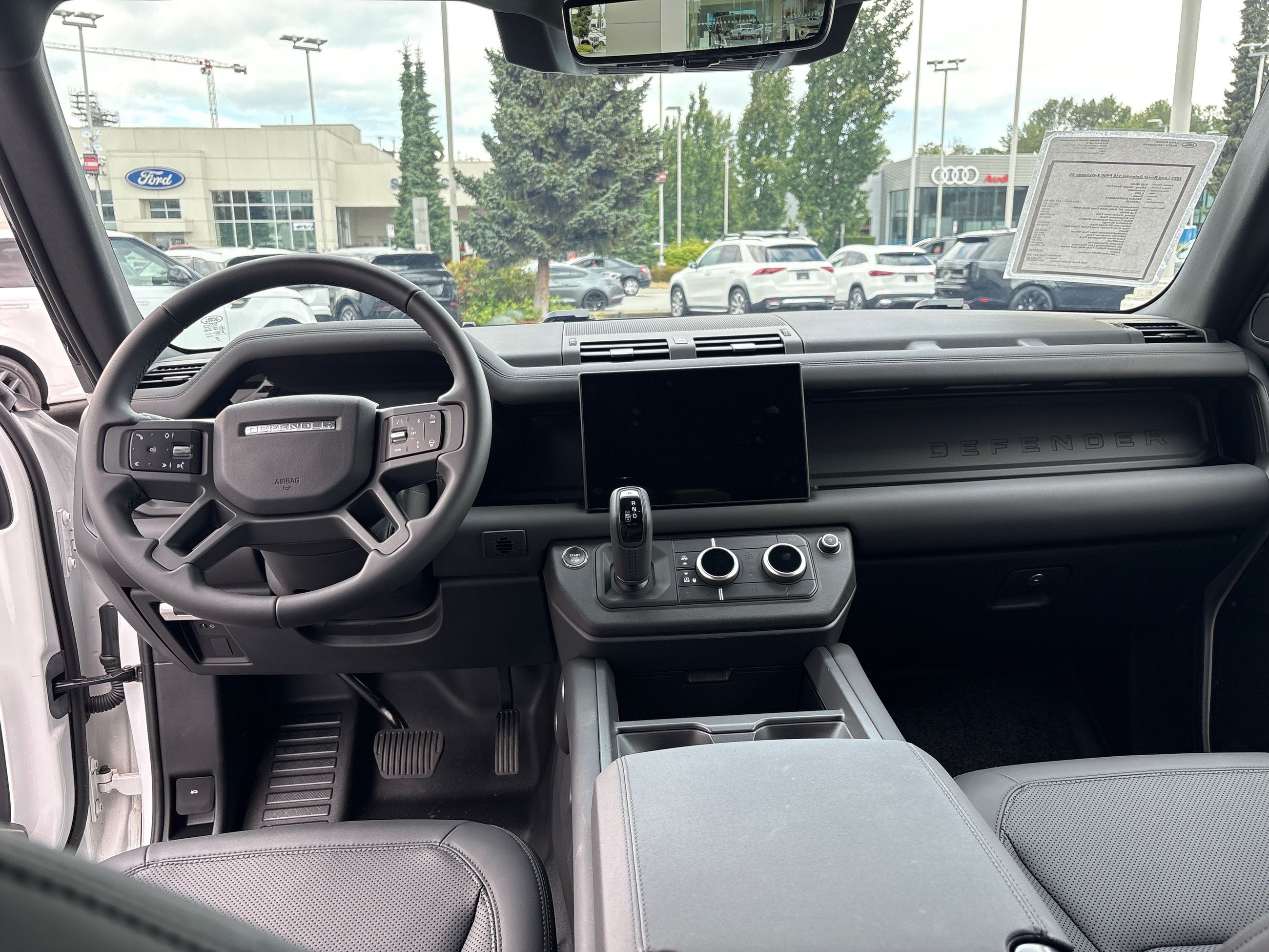 2025  Defender 110