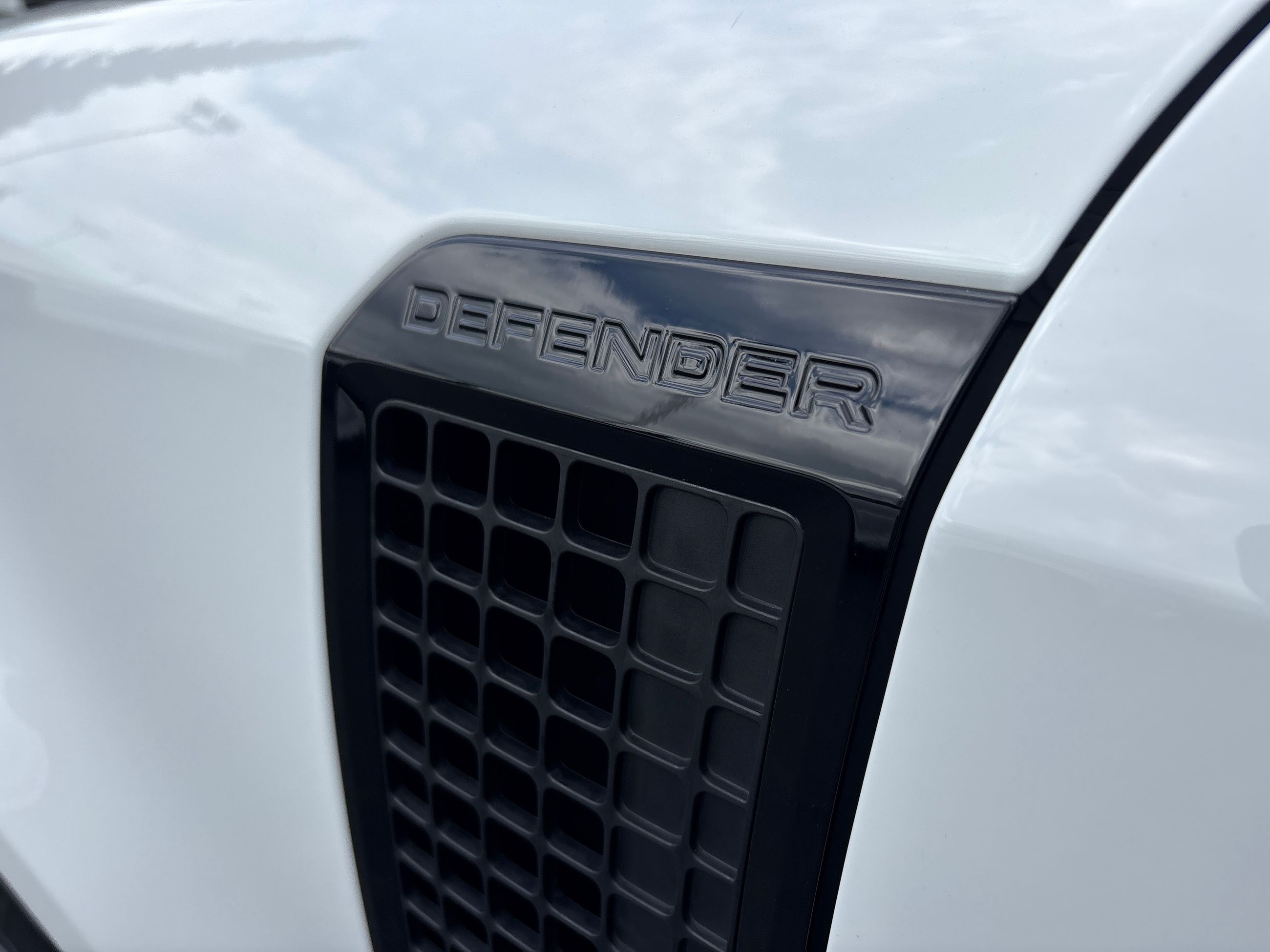 2025  Defender 110