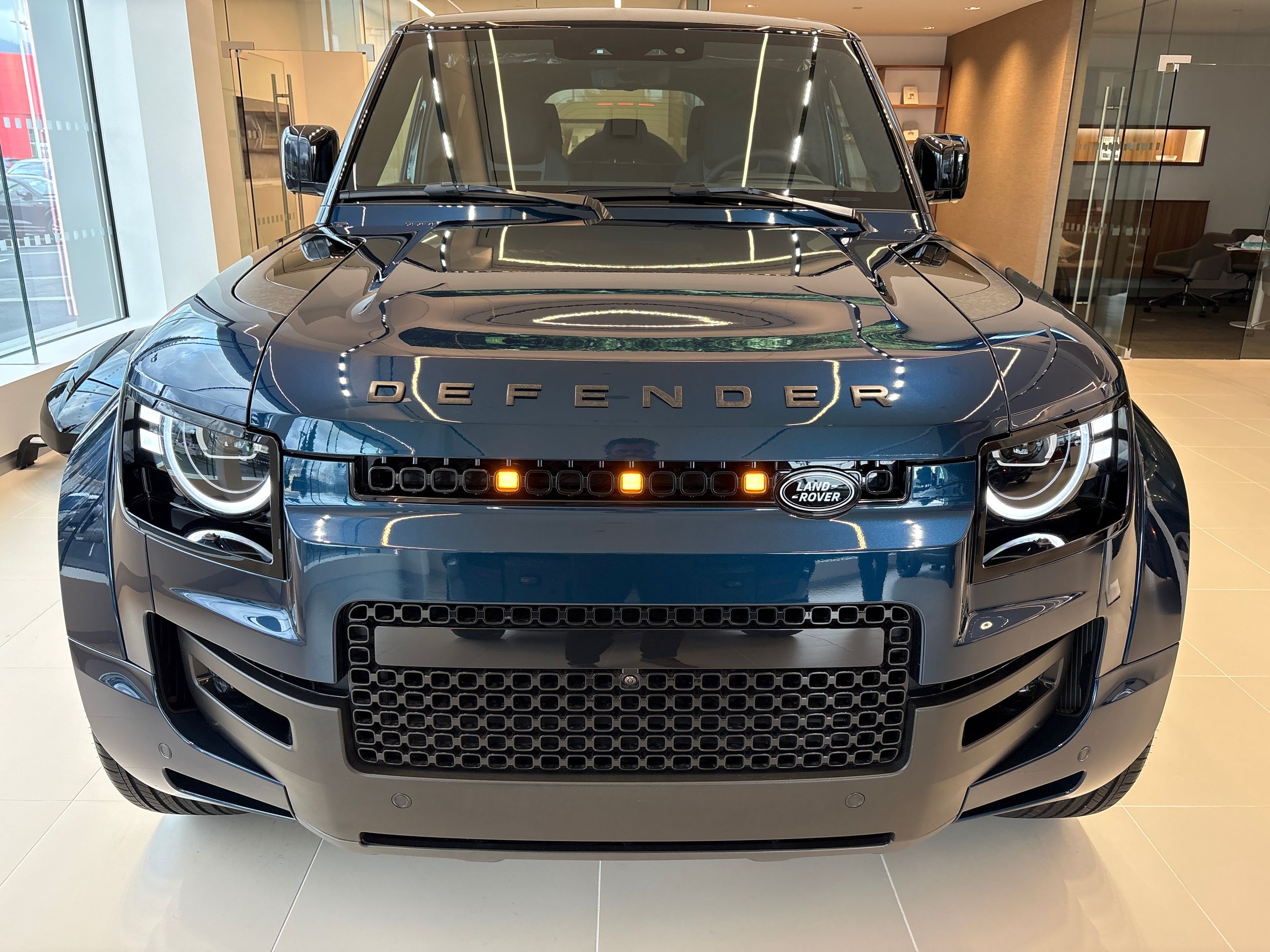 2026  Defender 110 Mild Hybrid