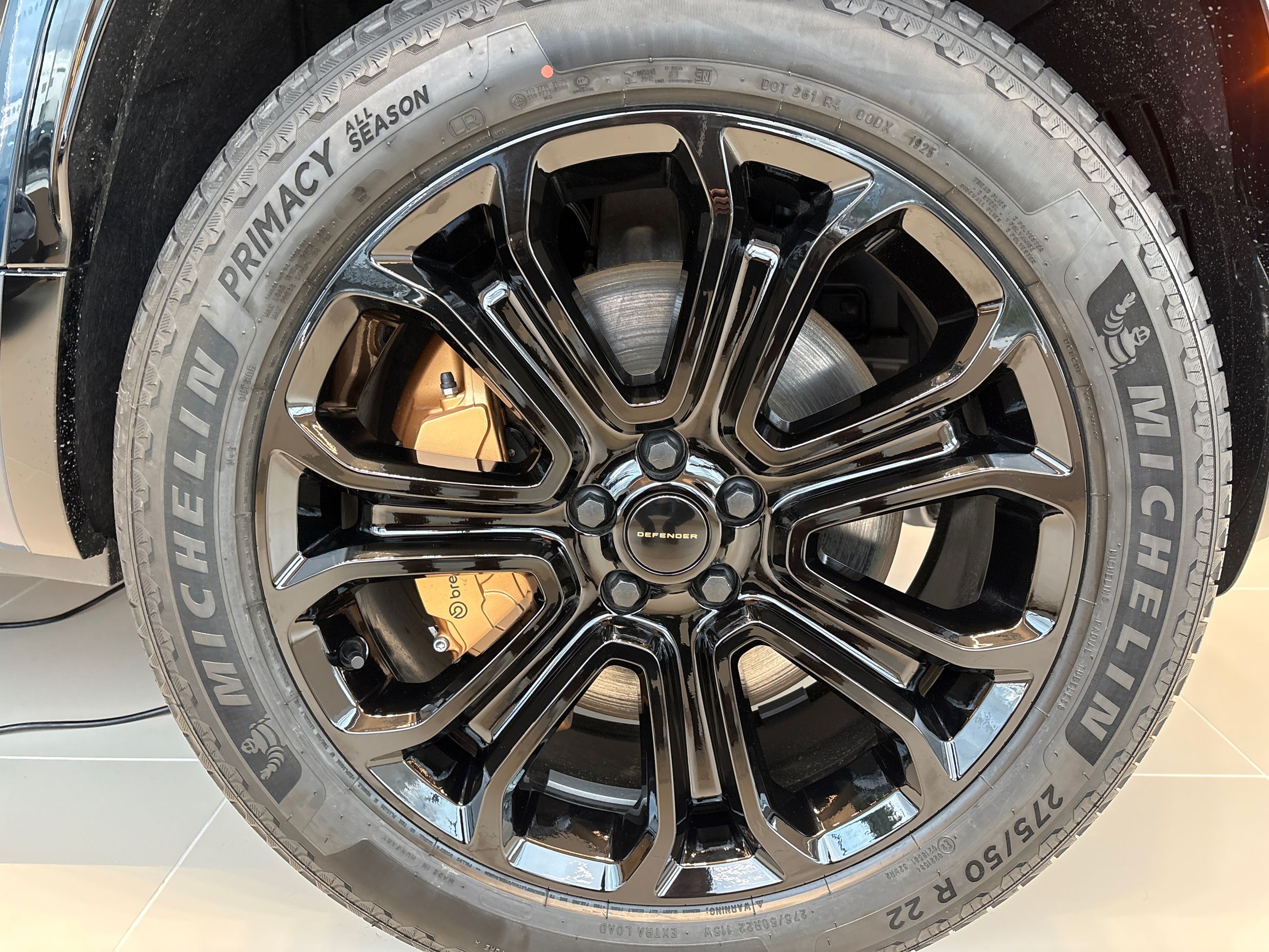 2026  Defender 110 Mild Hybrid