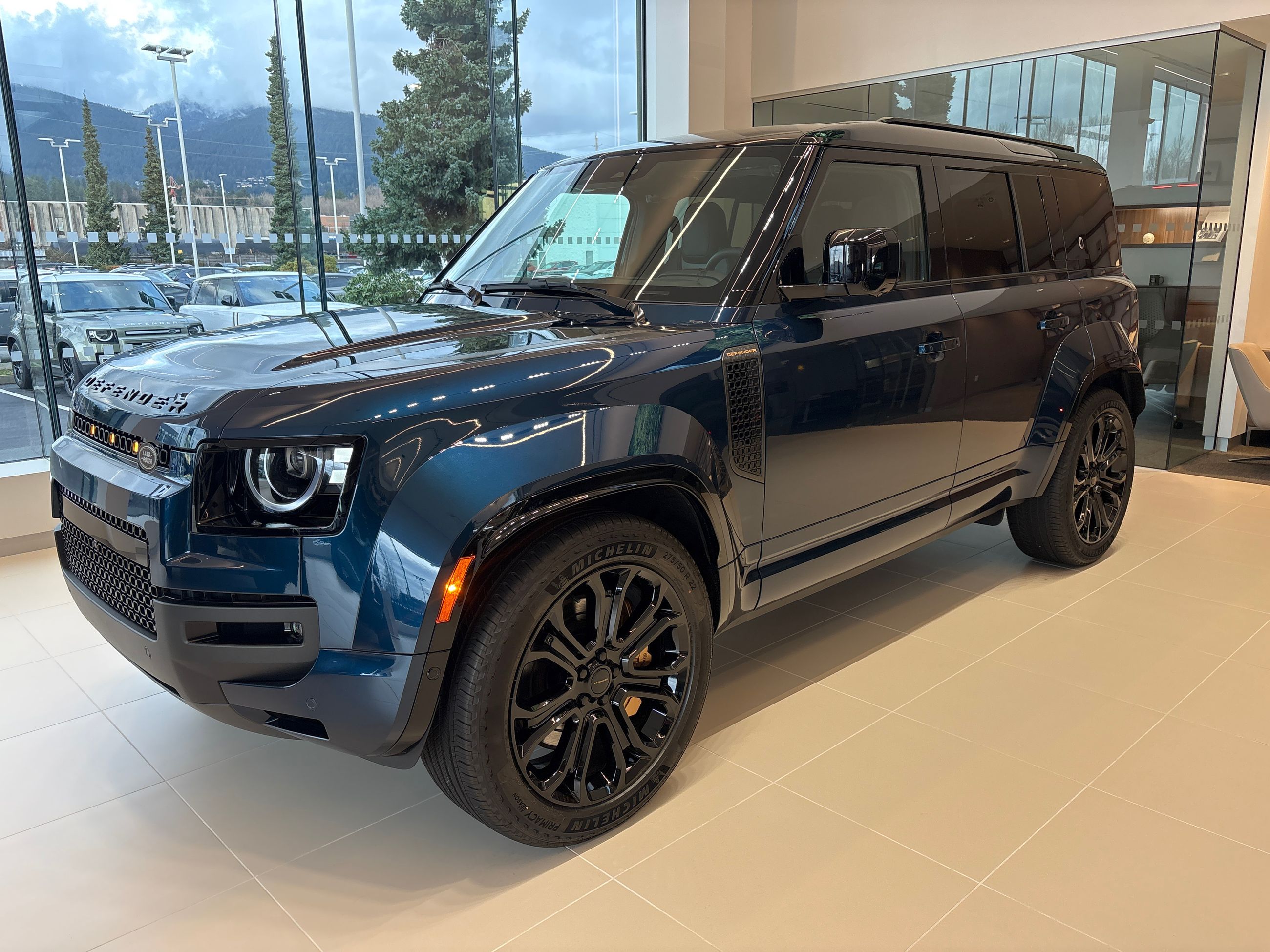 2026  Defender 110 Mild Hybrid