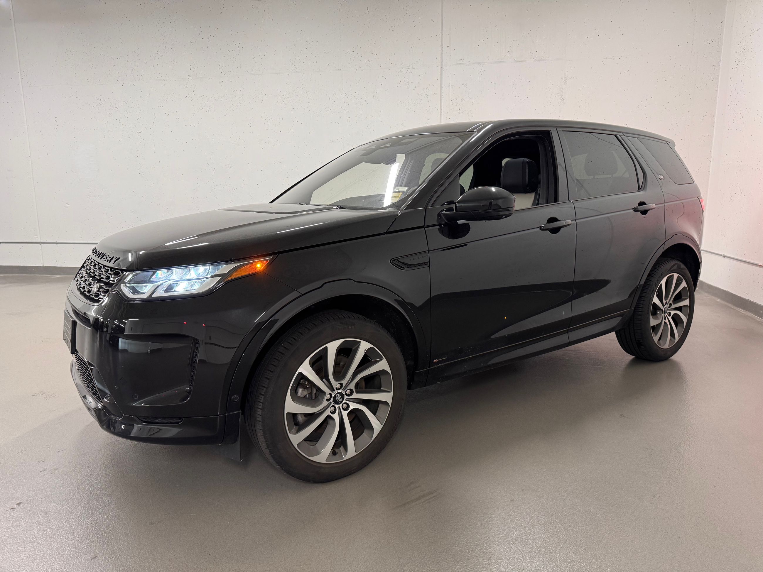 2021 Land Rover DISCOVERY SPORT in Vancouver, British Columbia