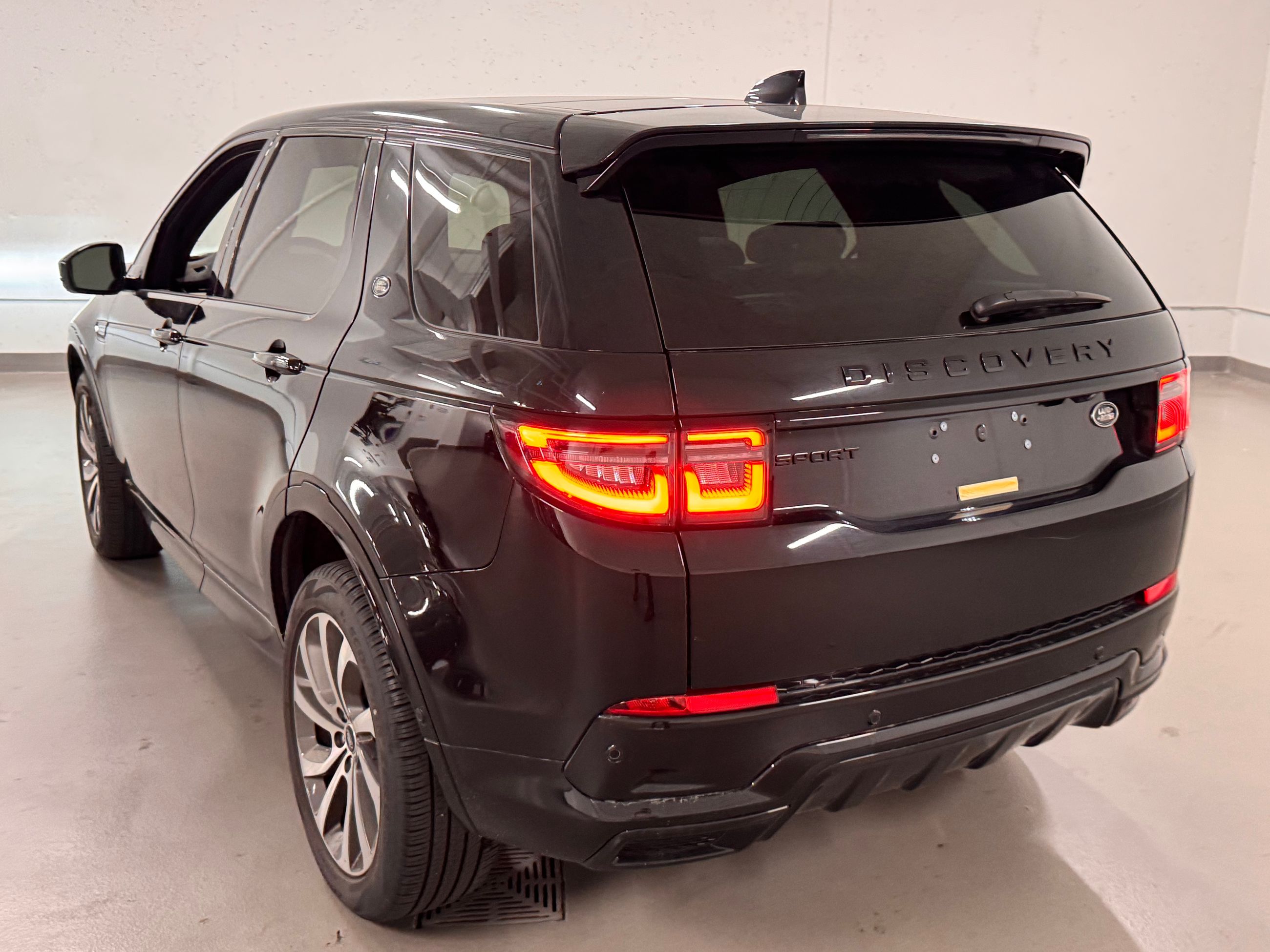 2021 Land Rover DISCOVERY SPORT in Vancouver, British Columbia
