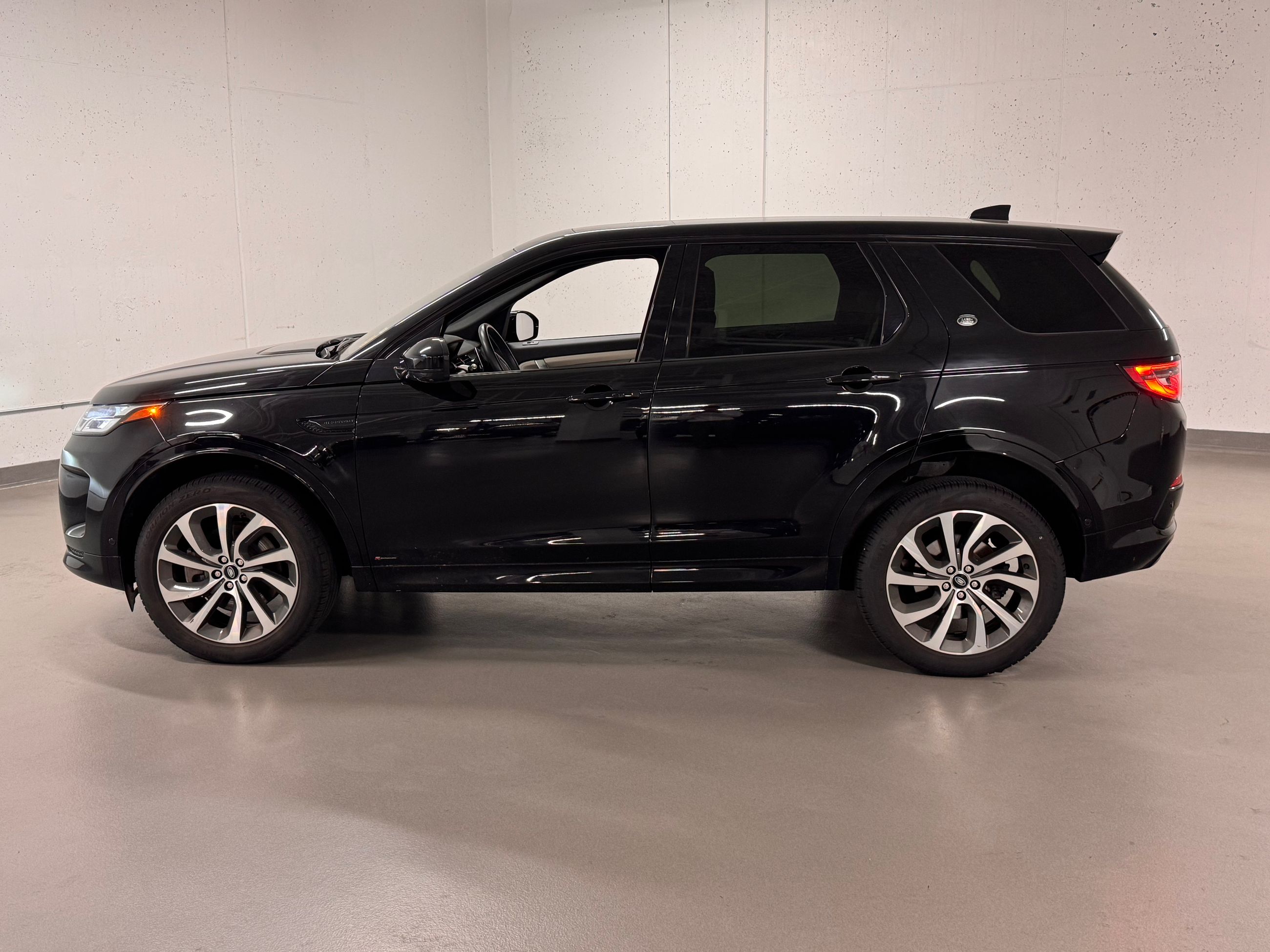 2021 Land Rover DISCOVERY SPORT in Vancouver, British Columbia