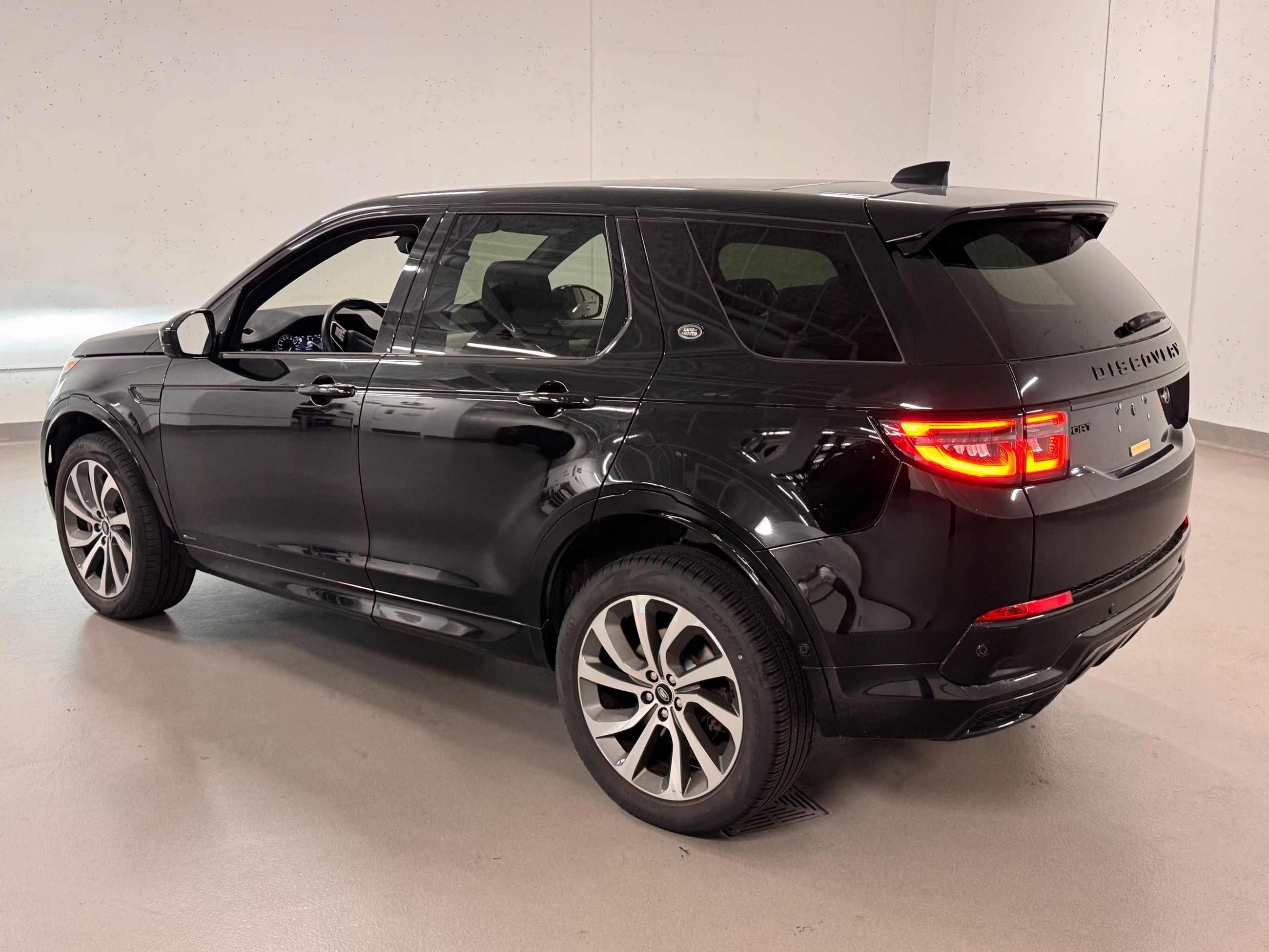 2021 Land Rover DISCOVERY SPORT in Vancouver, British Columbia
