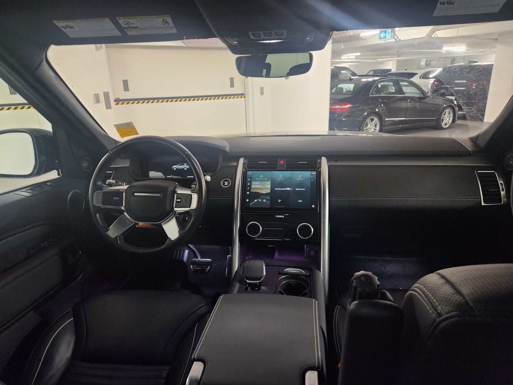 2021 Land Rover Discovery in Vancouver, British Columbia