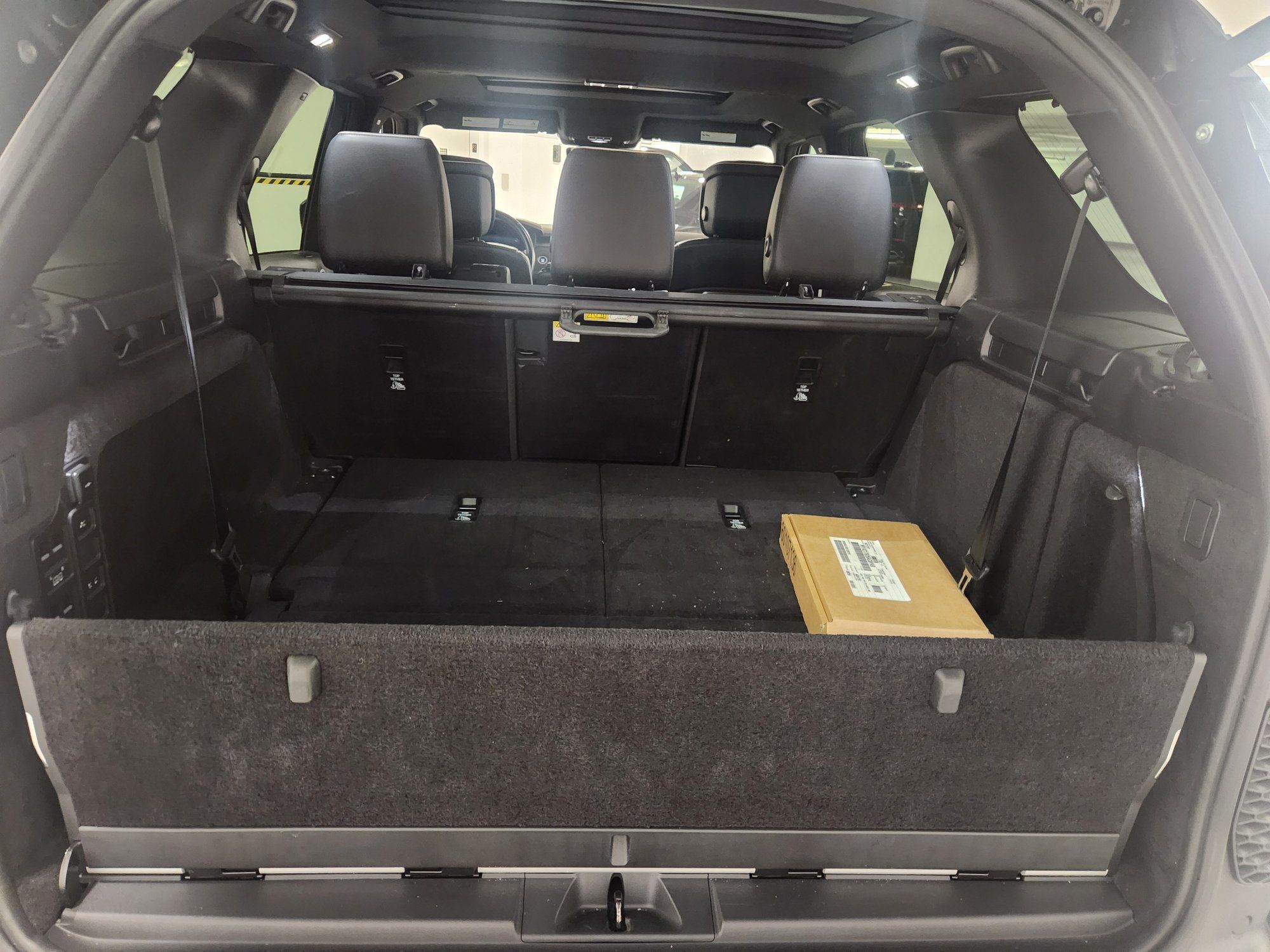 2021 Land Rover Discovery in Vancouver, British Columbia