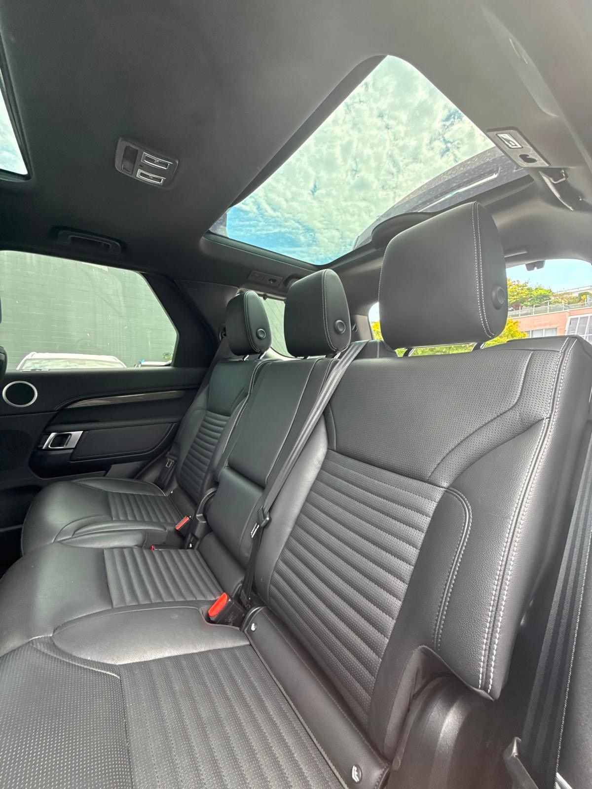 2022 Land Rover Discovery