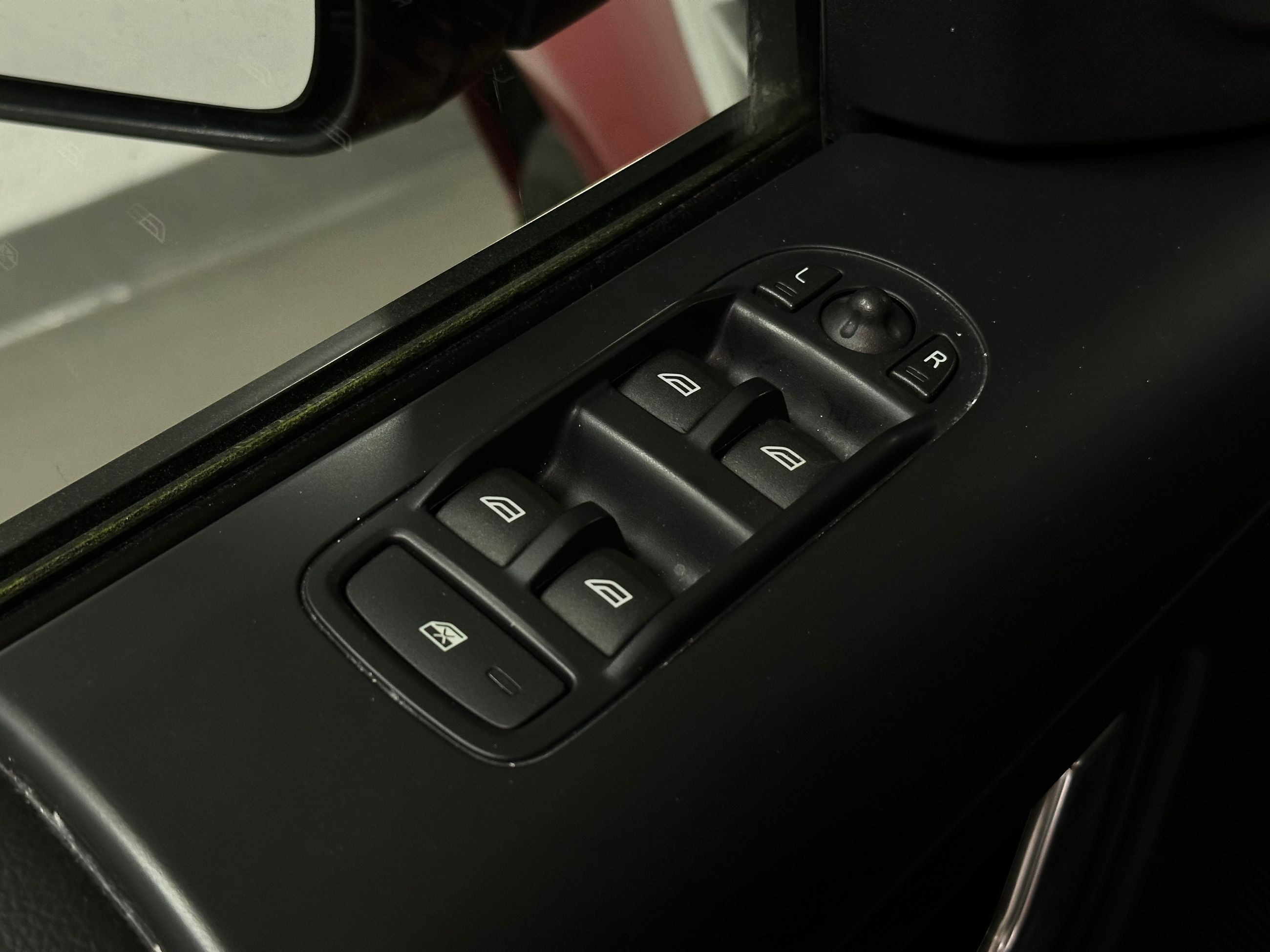2013 Land Rover LR2 in Vancouver, British Columbia