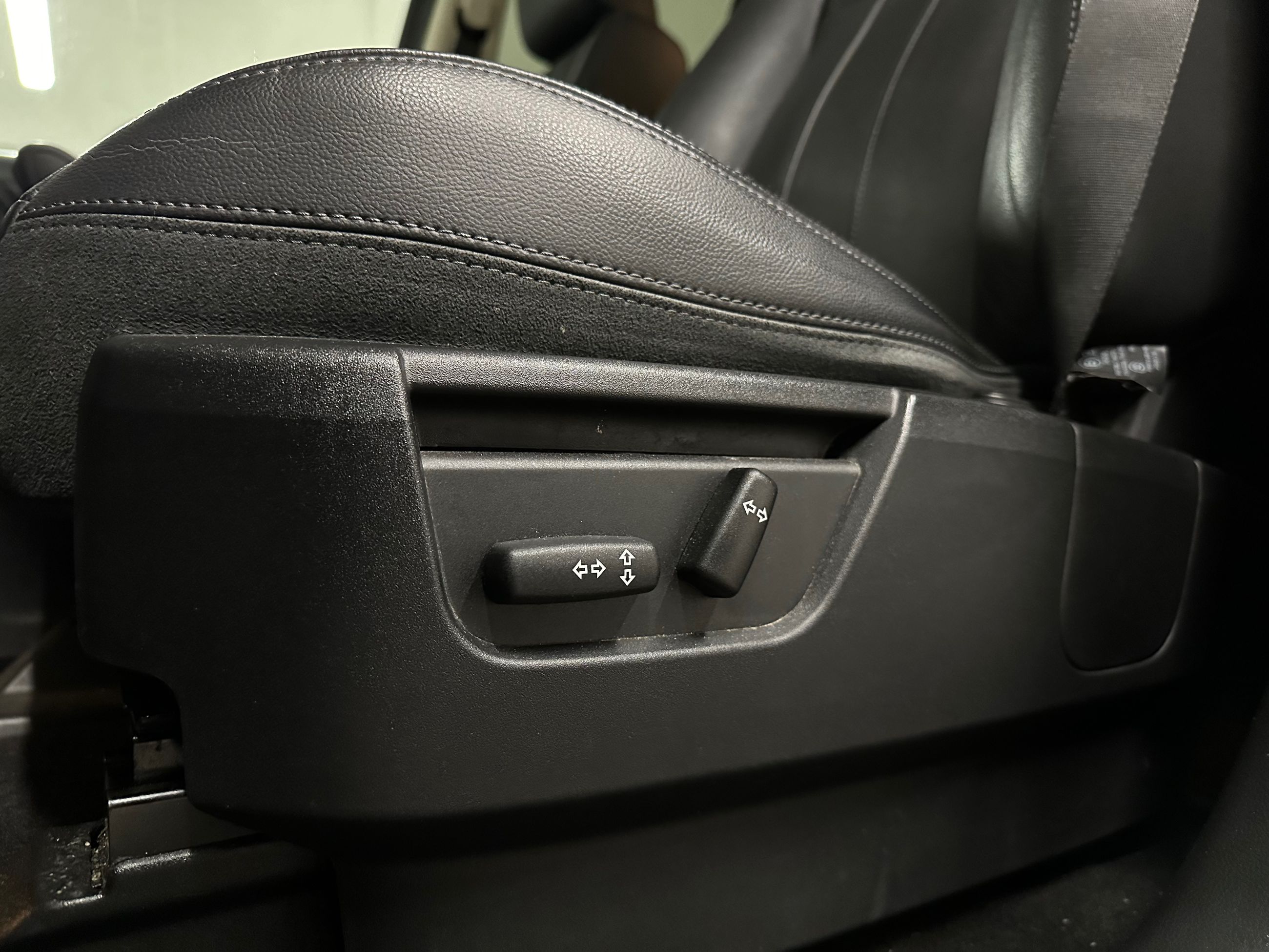 2013 Land Rover LR2 in Vancouver, British Columbia