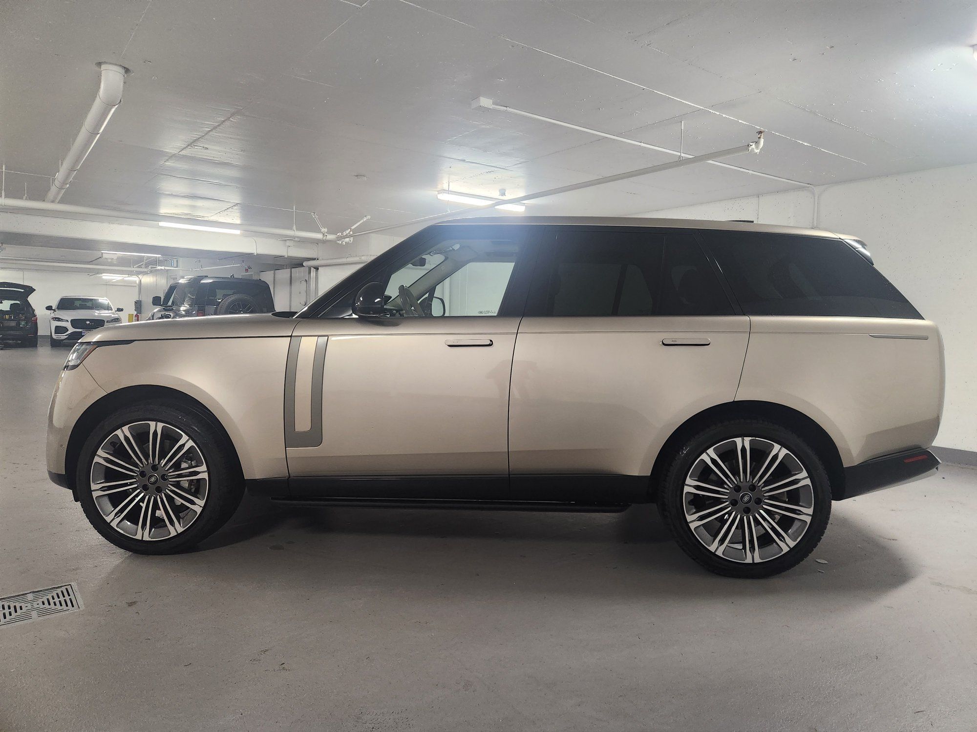 Land Rover NEW RANGE ROVER  2023 à , Colombie-Britannique