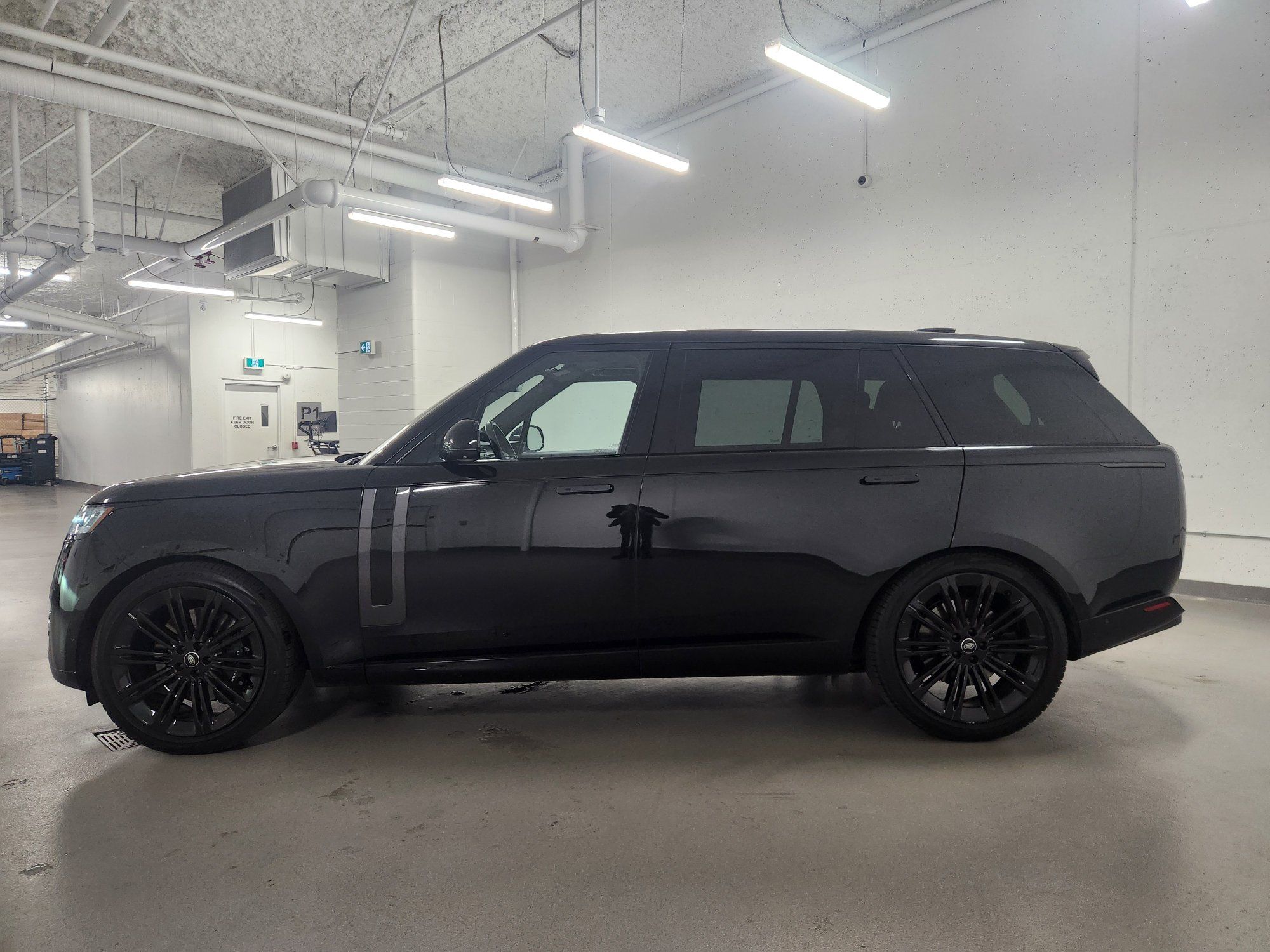 2023 Land Rover NEW RANGE ROVER in Vancouver, British Columbia
