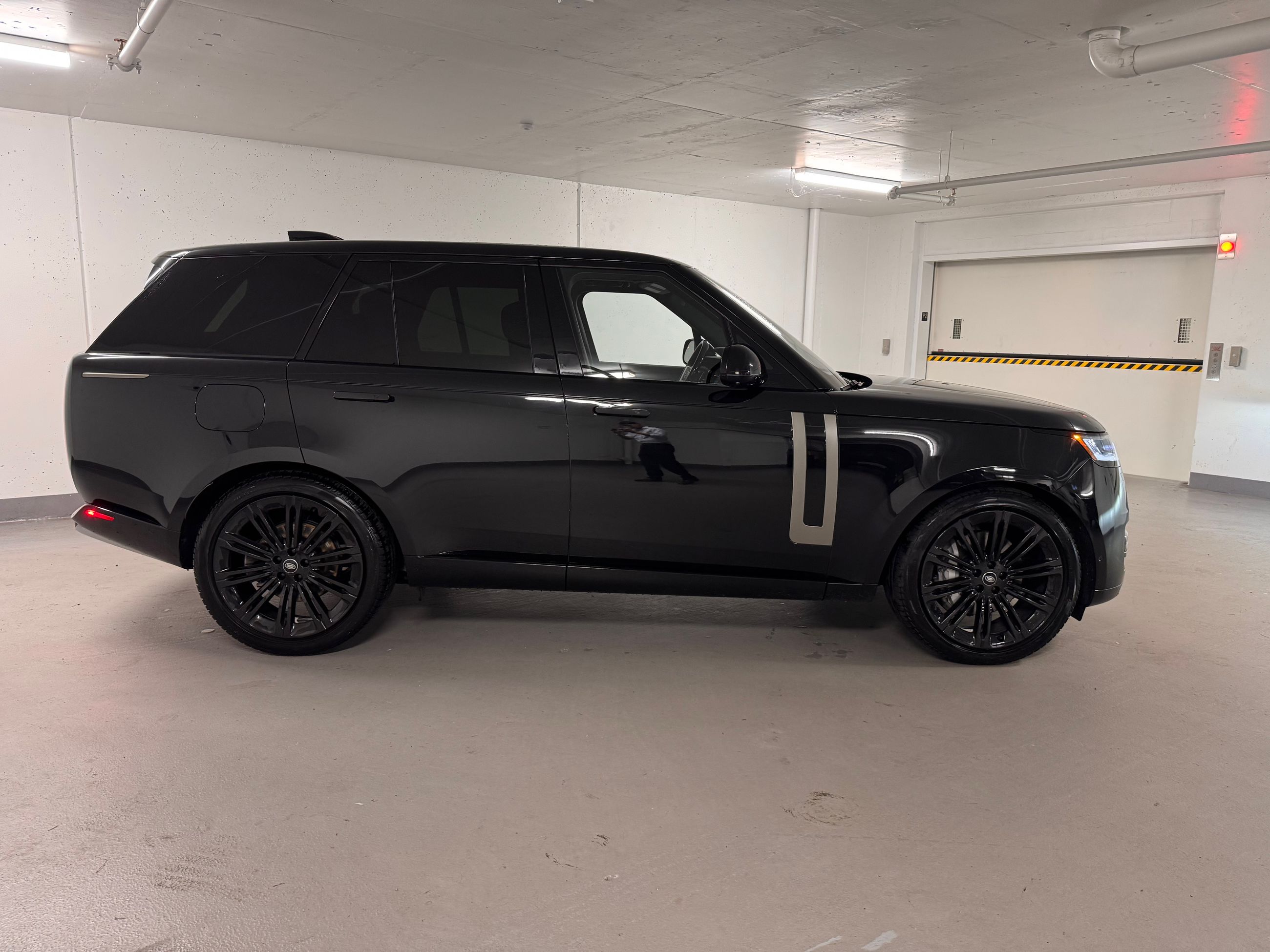 2023 Land Rover NEW RANGE ROVER in Vancouver, British Columbia