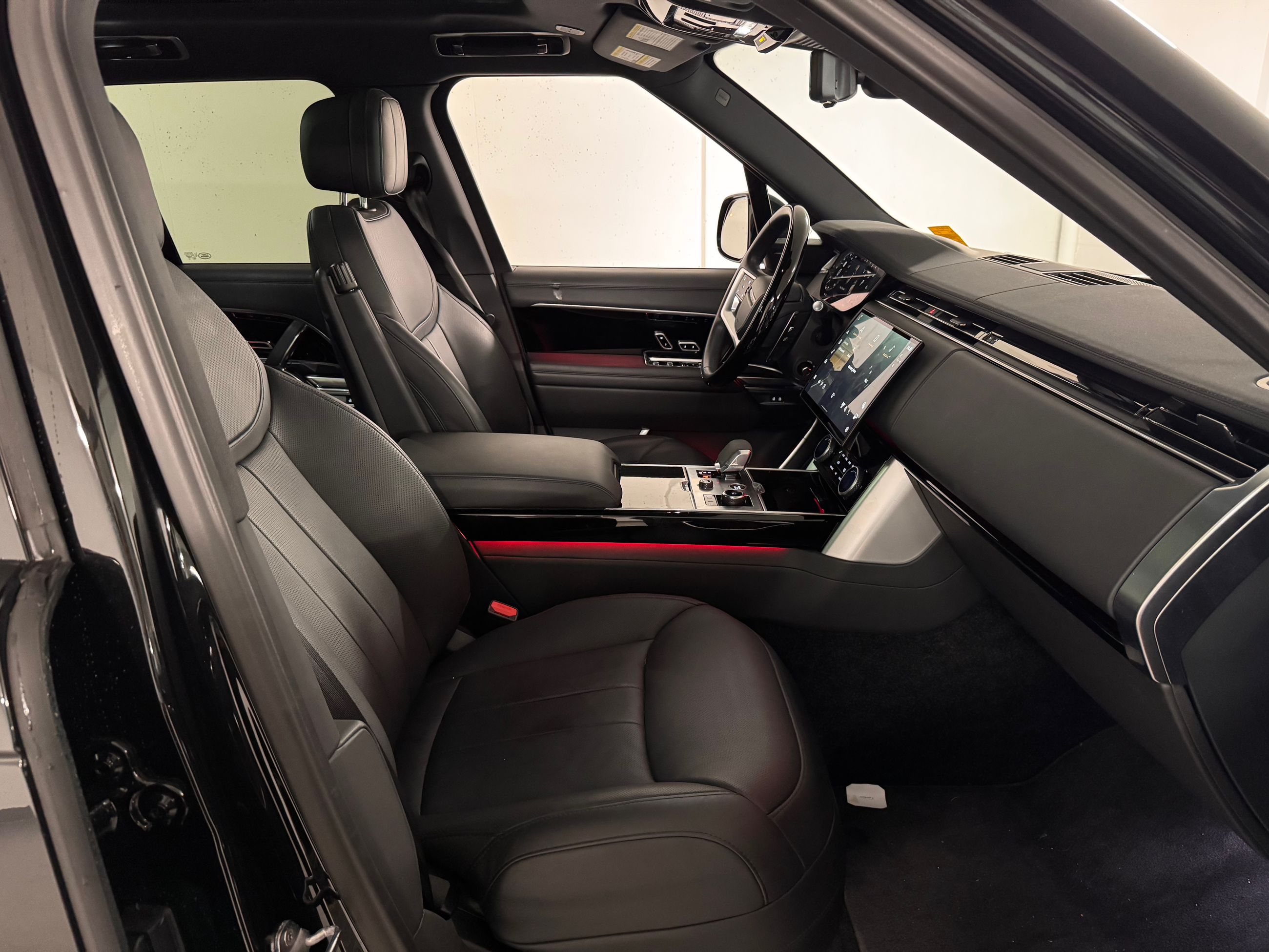 2023 Land Rover NEW RANGE ROVER in Vancouver, British Columbia