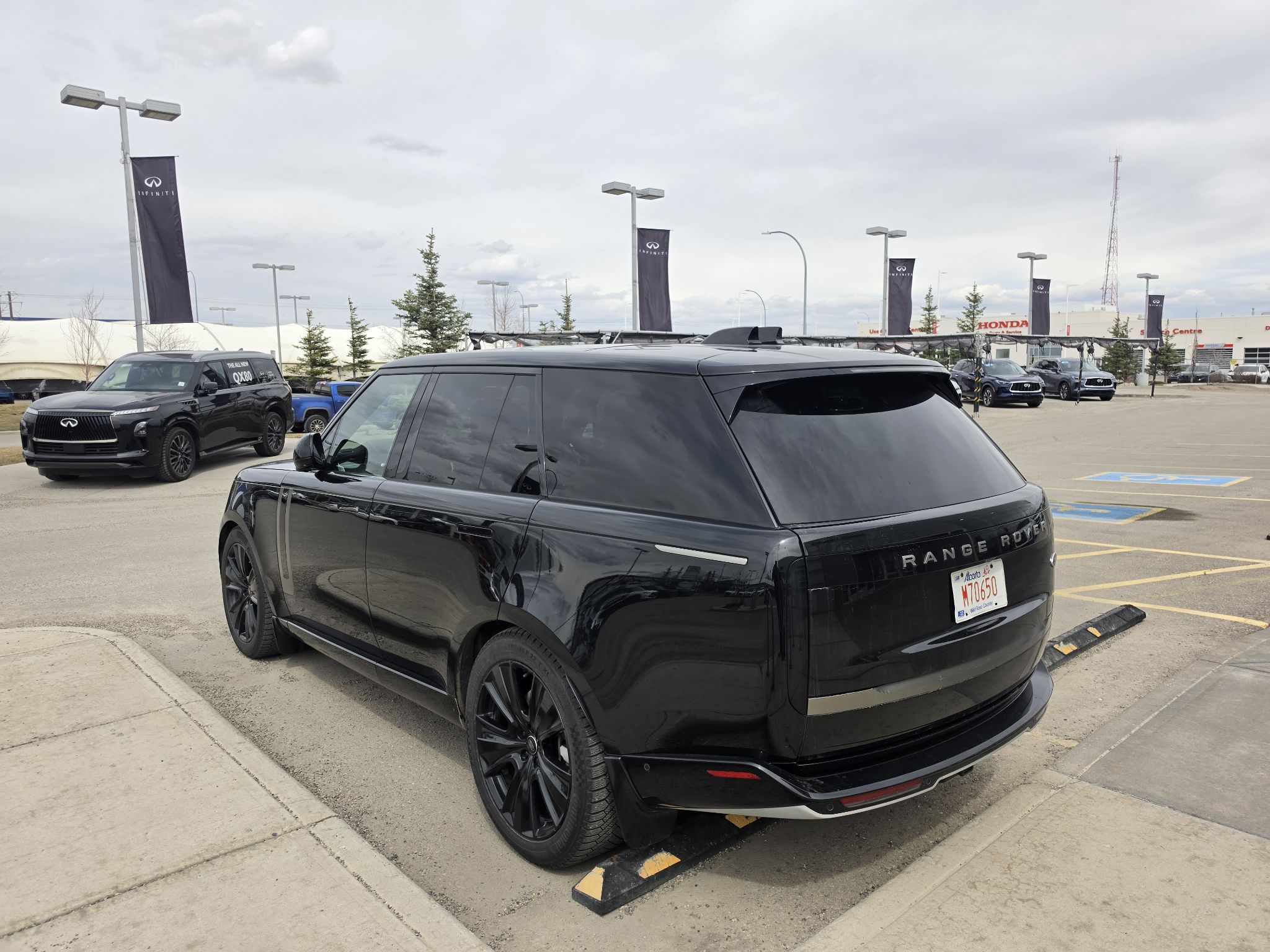 2023 Land Rover Range Rover in Calgary, Alberta