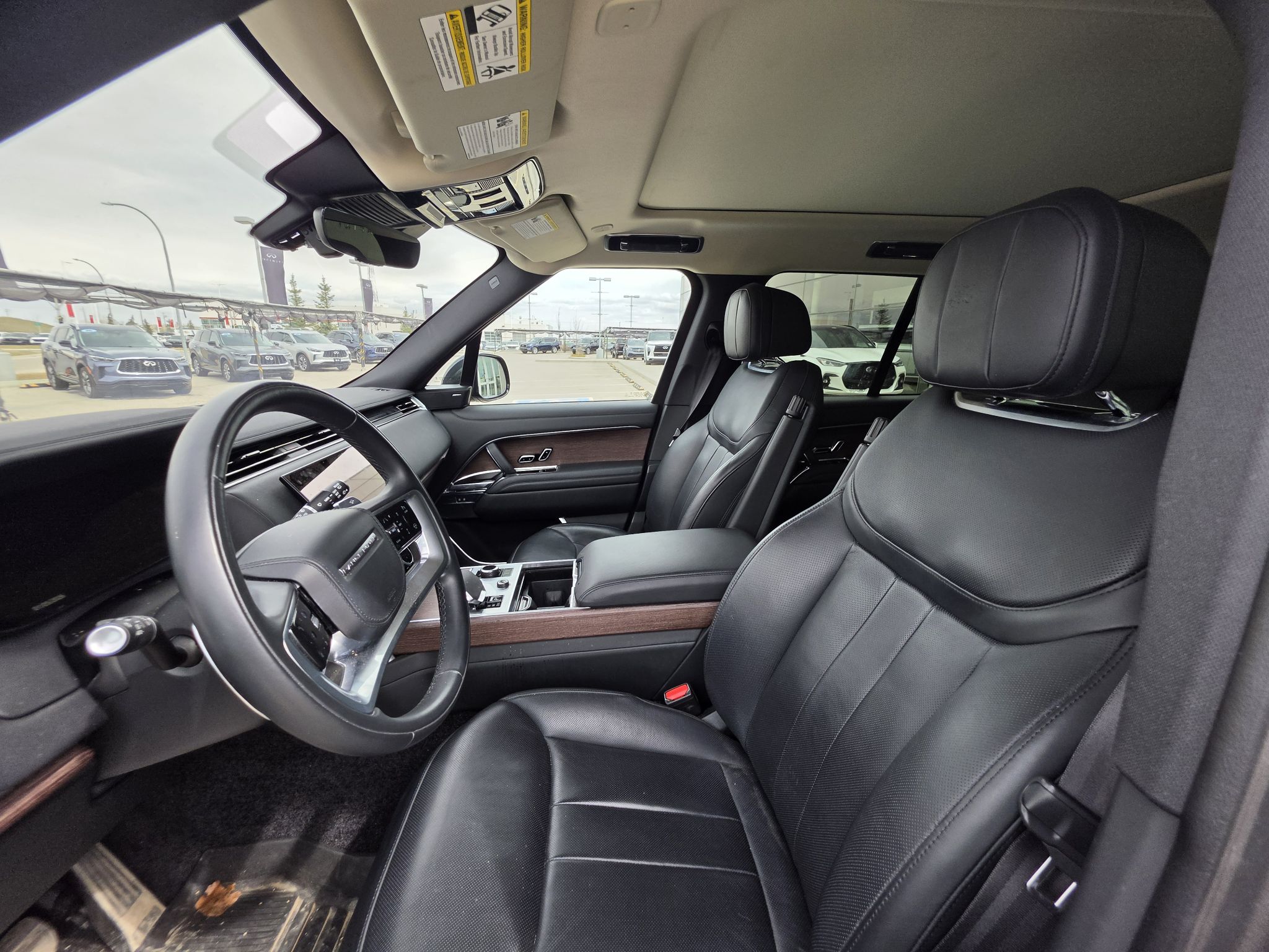 2023 Land Rover Range Rover in Calgary, Alberta