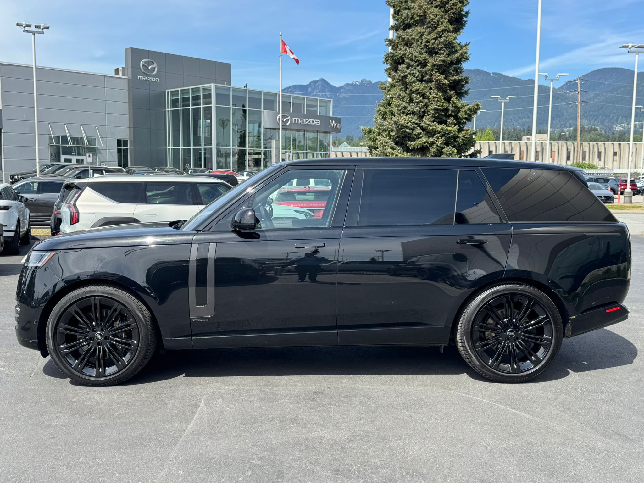 2023 Land Rover New Range Rover