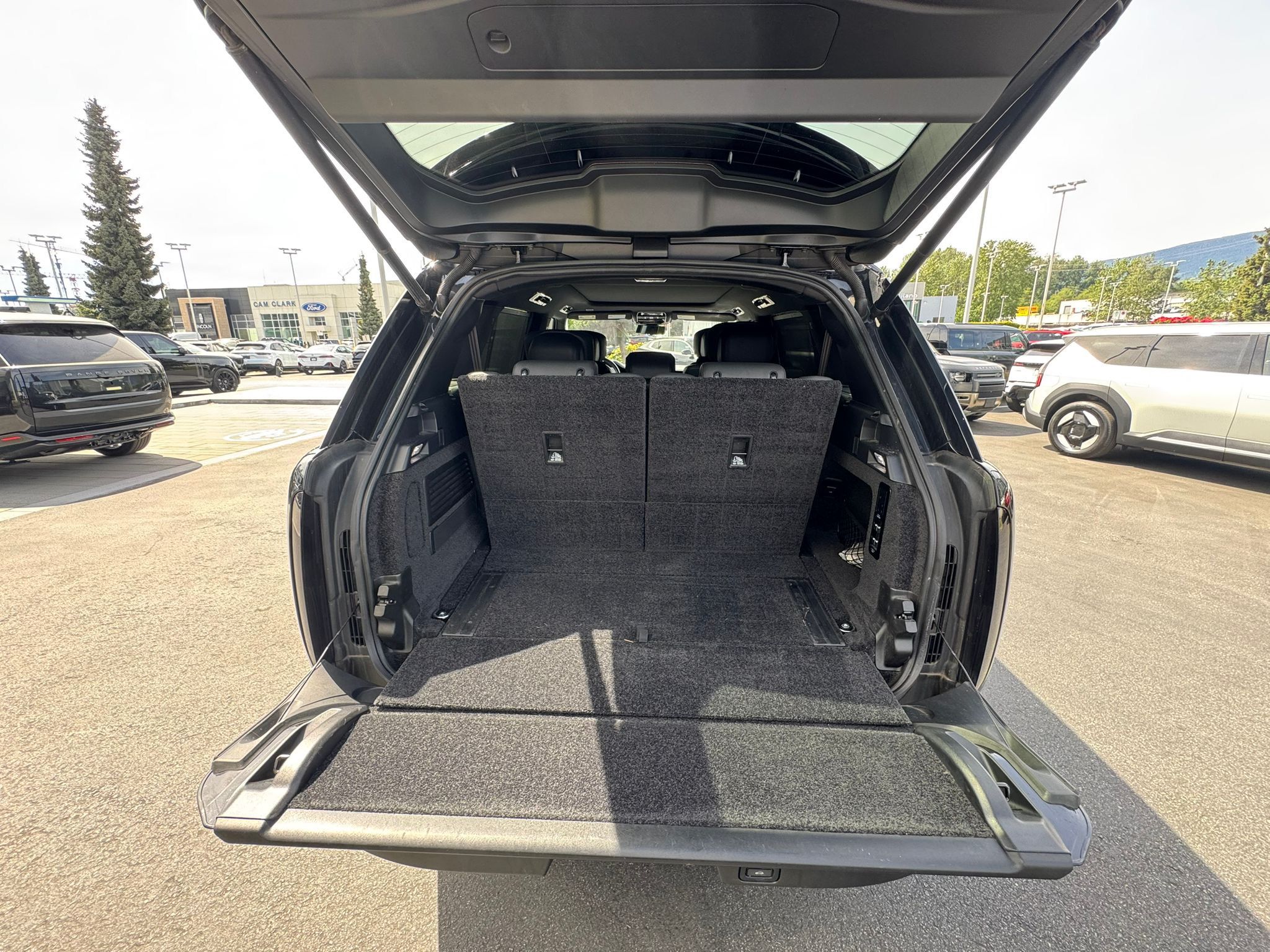 2023 Land Rover New Range Rover