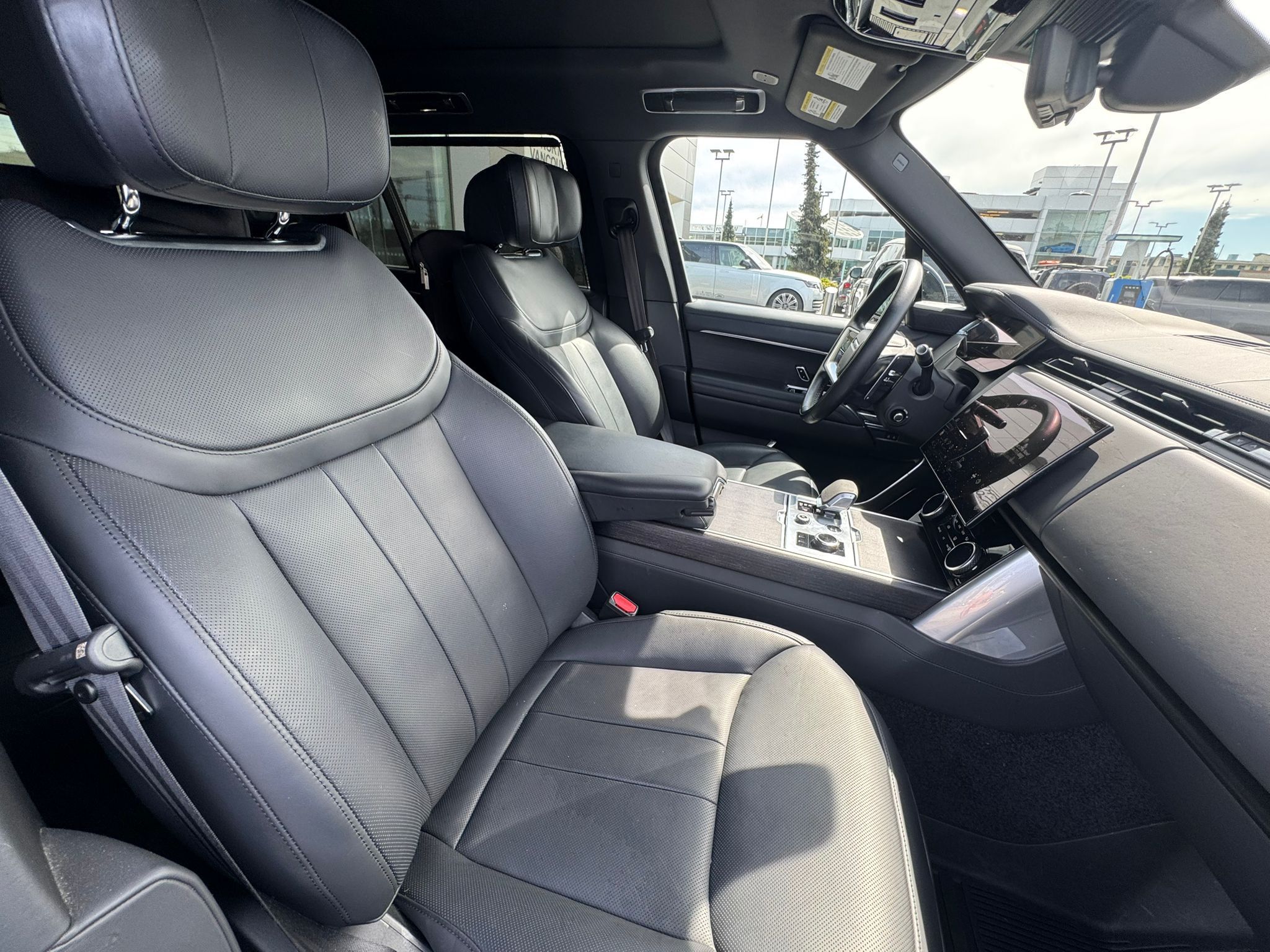 2023 Land Rover New Range Rover