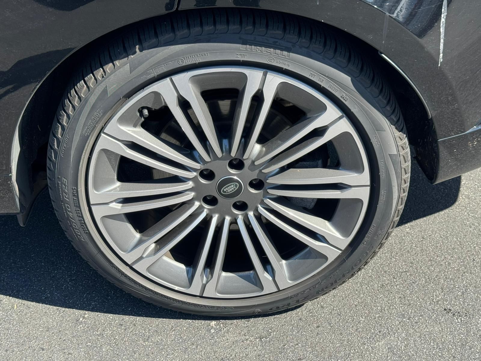 2023  New Range Rover