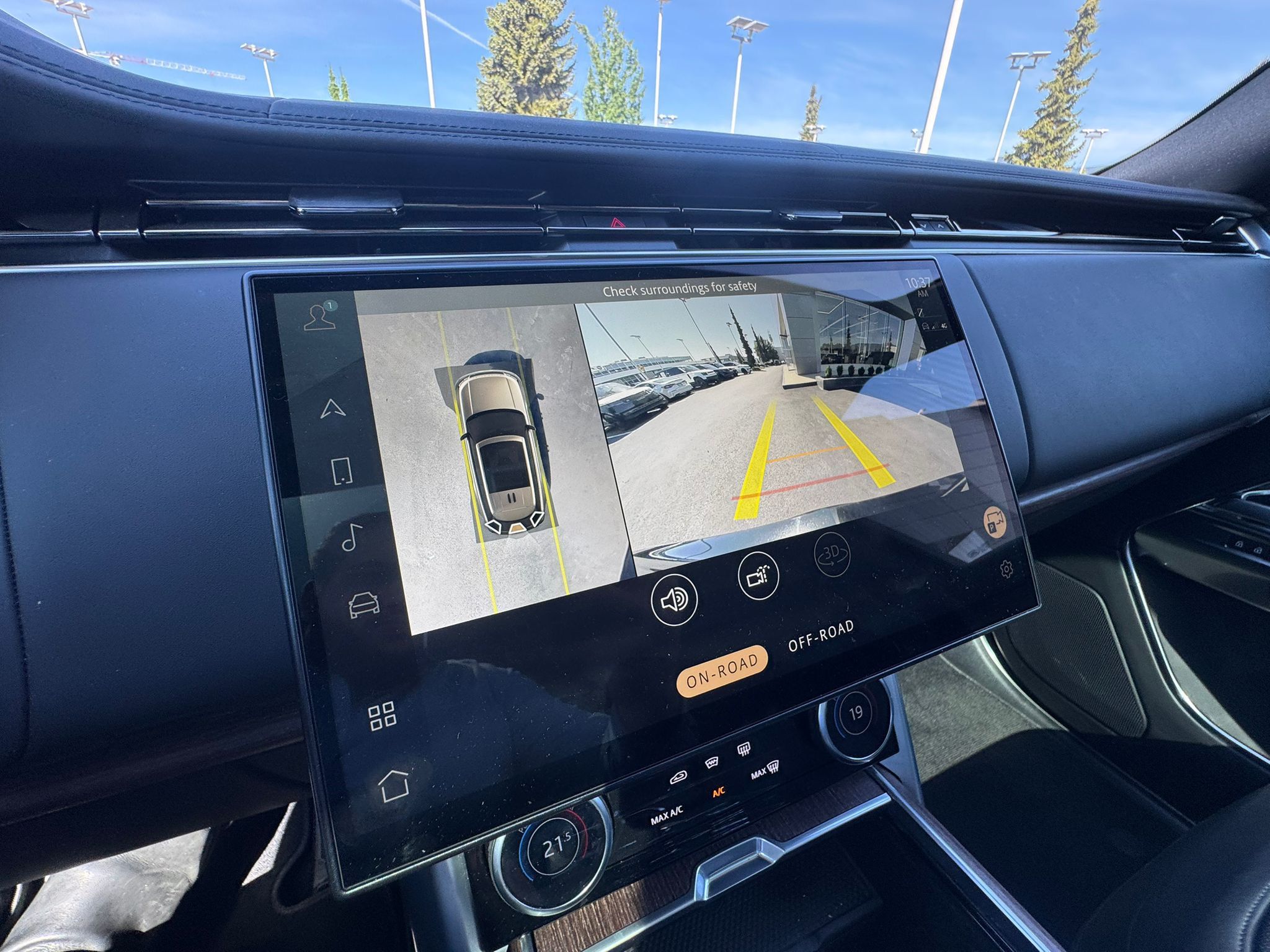 2023  New Range Rover